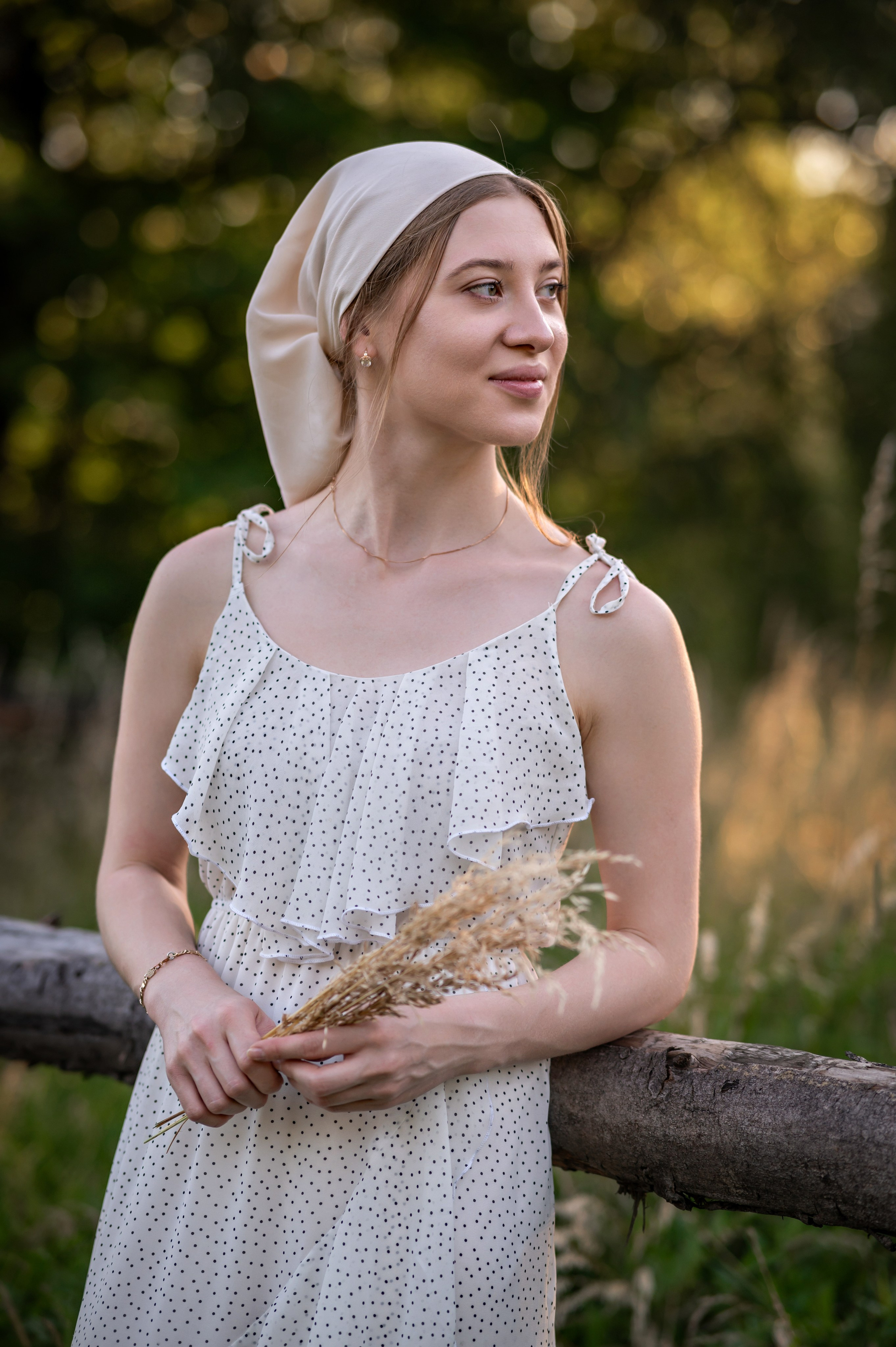 Анастасия в кинодеревне (Горки Ленинские)