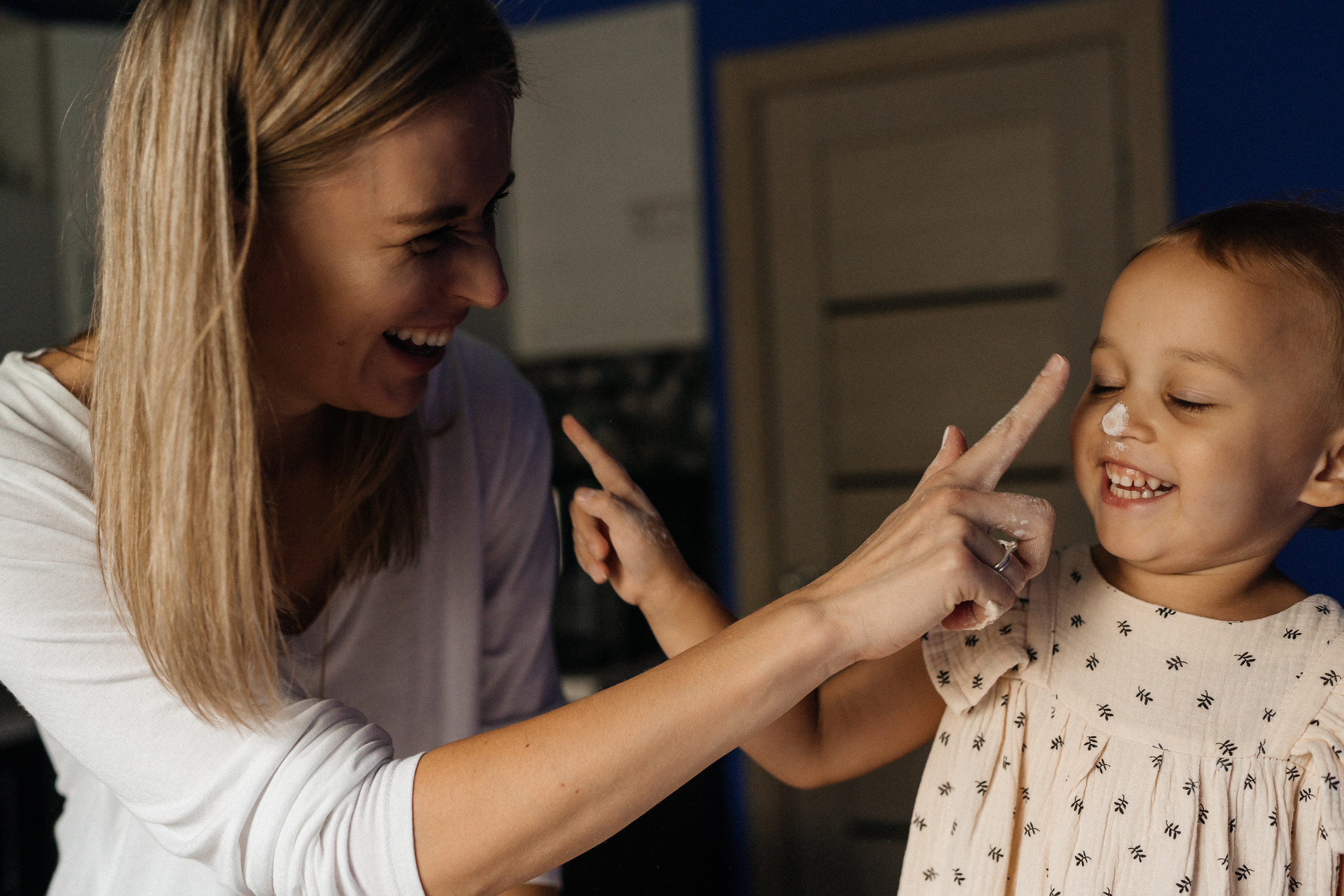 Любовь в фиолетовых тонах. Семейный фотограф в Санкт-Петербурге Виталия Белова