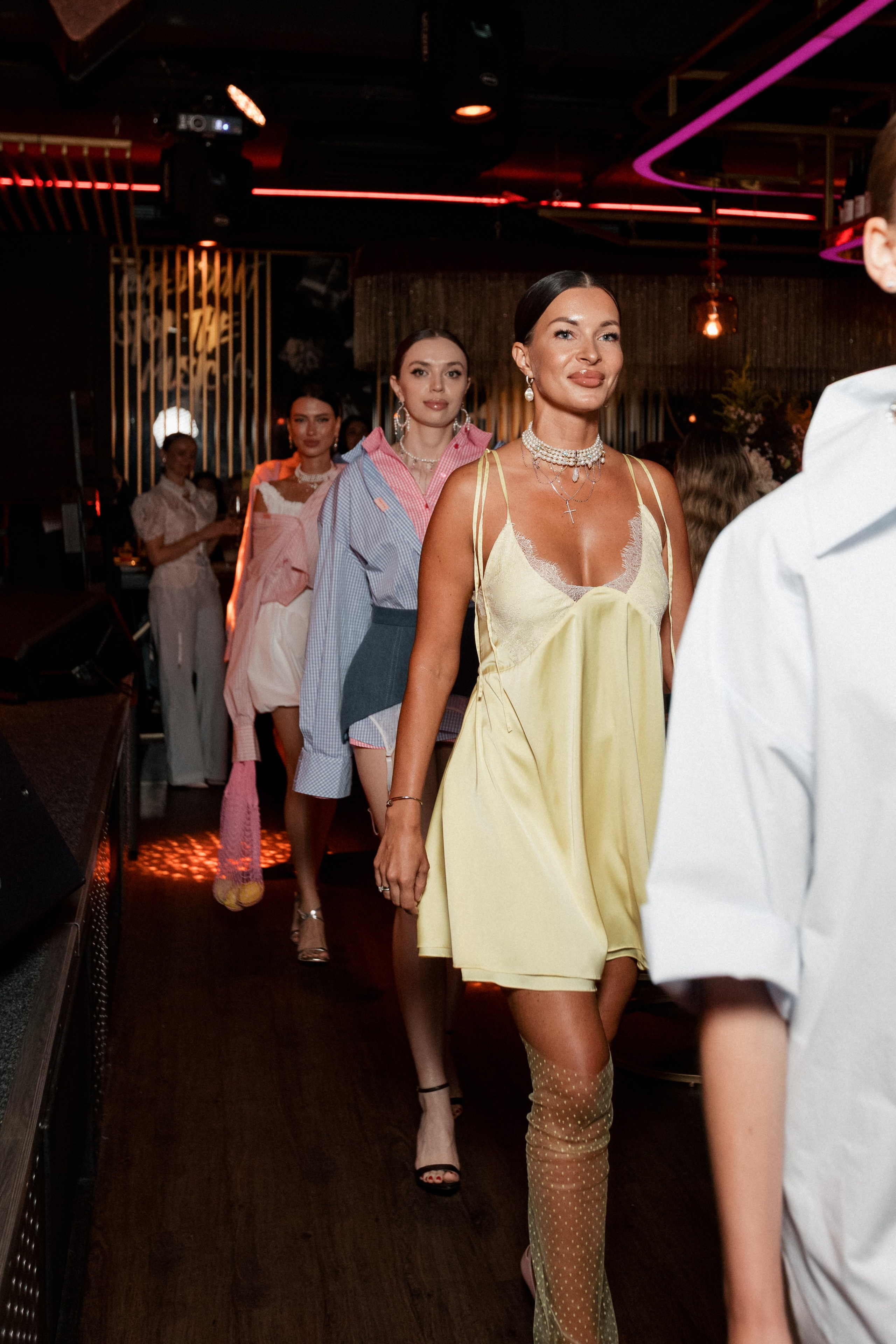 ELE AMU x PLUM — Показ новой коллекции брендов. СВОИ. ФОТООТЧЕТЫ-СОБЫТИЯ-МЕСТА