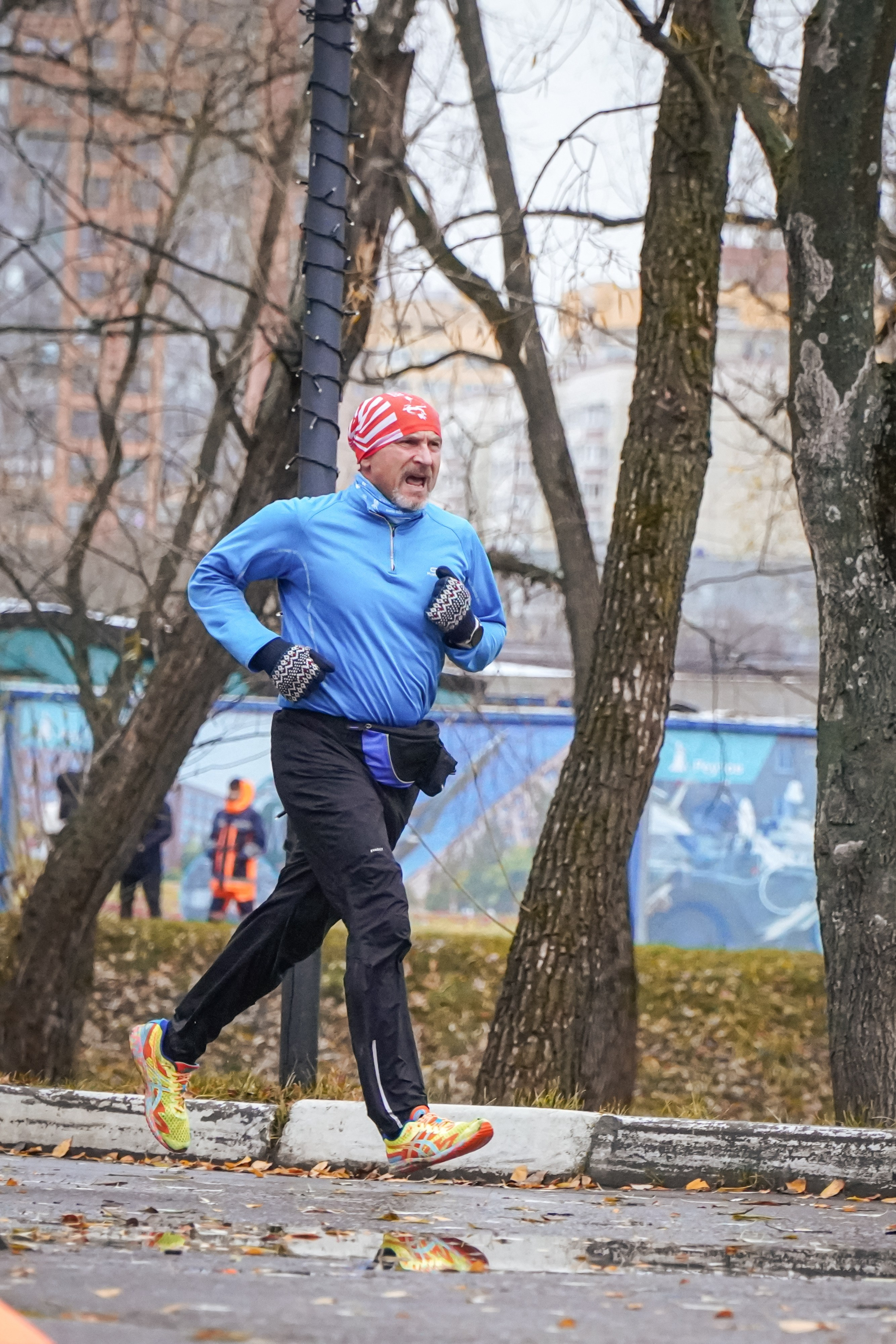 5 вёрст Реутов 16.11.2024. Роман Капилюшов. Бег. Фото. Видео. г. Люберцы