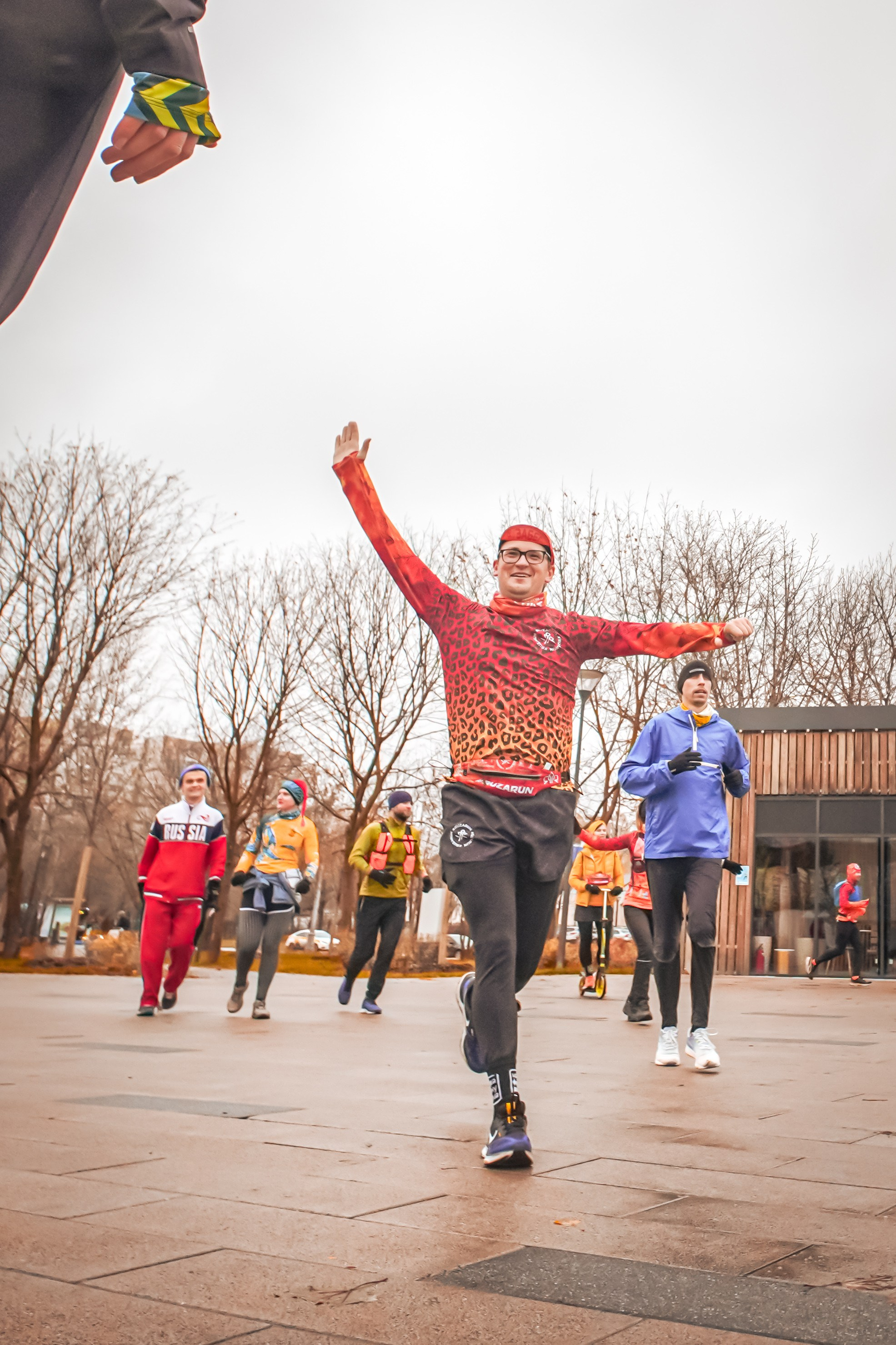 #марафонудома #яuzarun 2024 2-я петля, группа 6:30. Роман Капилюшов. Бег. Фото. Видео. г. Люберцы