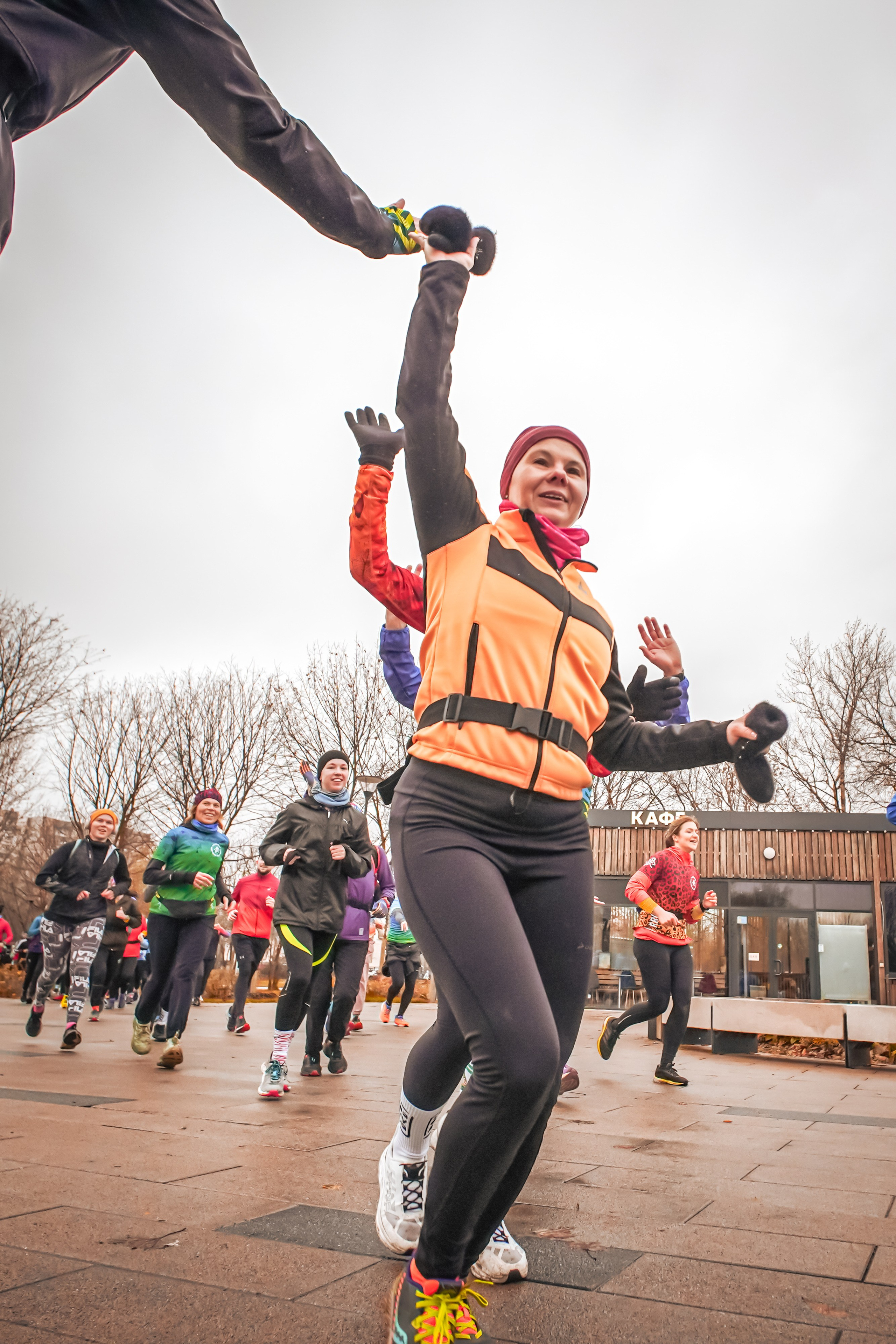 #марафонудома #яuzarun 2024 2-я петля, группа 6:30. Роман Капилюшов. Бег. Фото. Видео. г. Люберцы