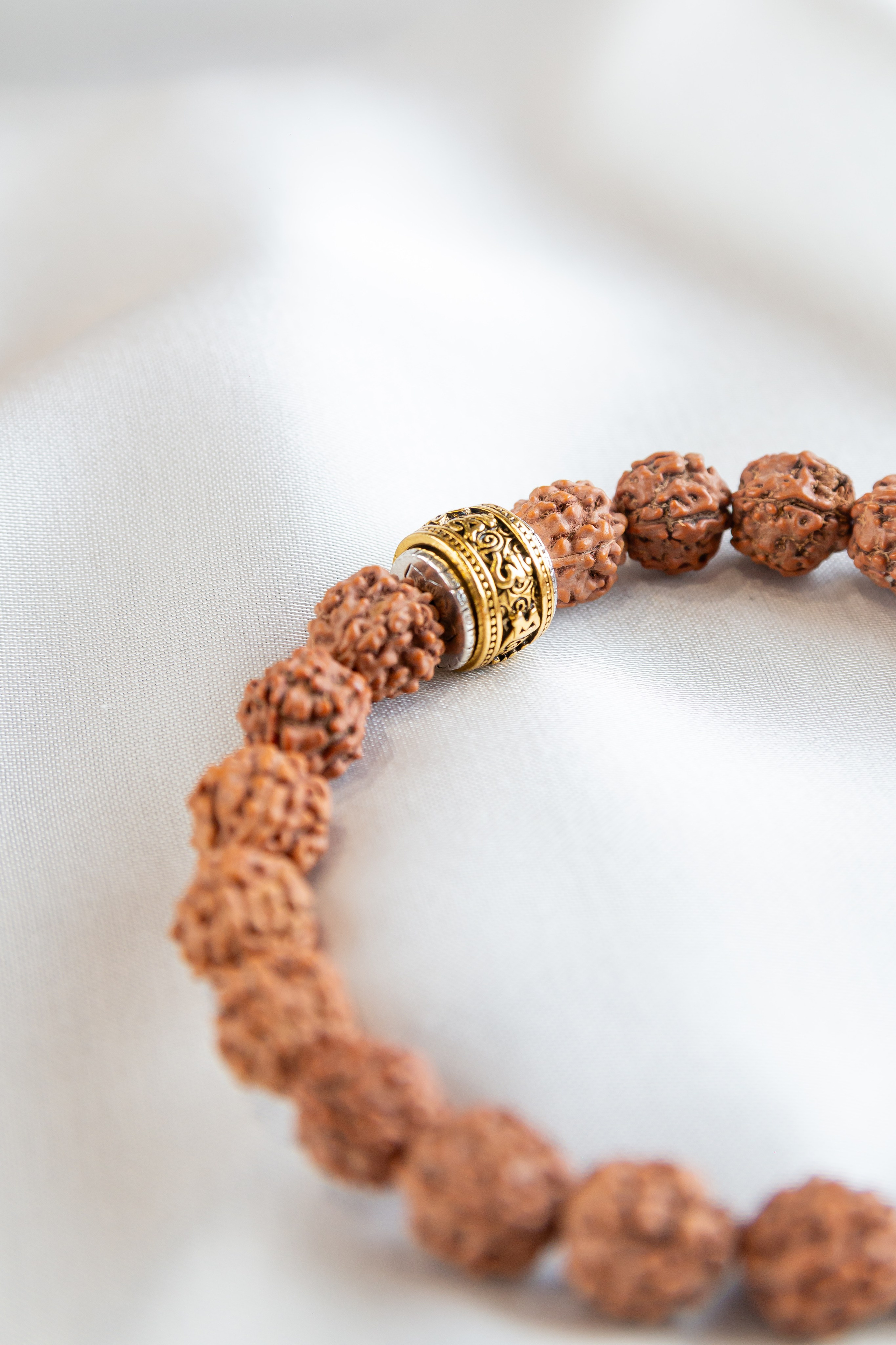 Shambala. Александр Стряпунин — предметный фотограф в Улан-Удэ