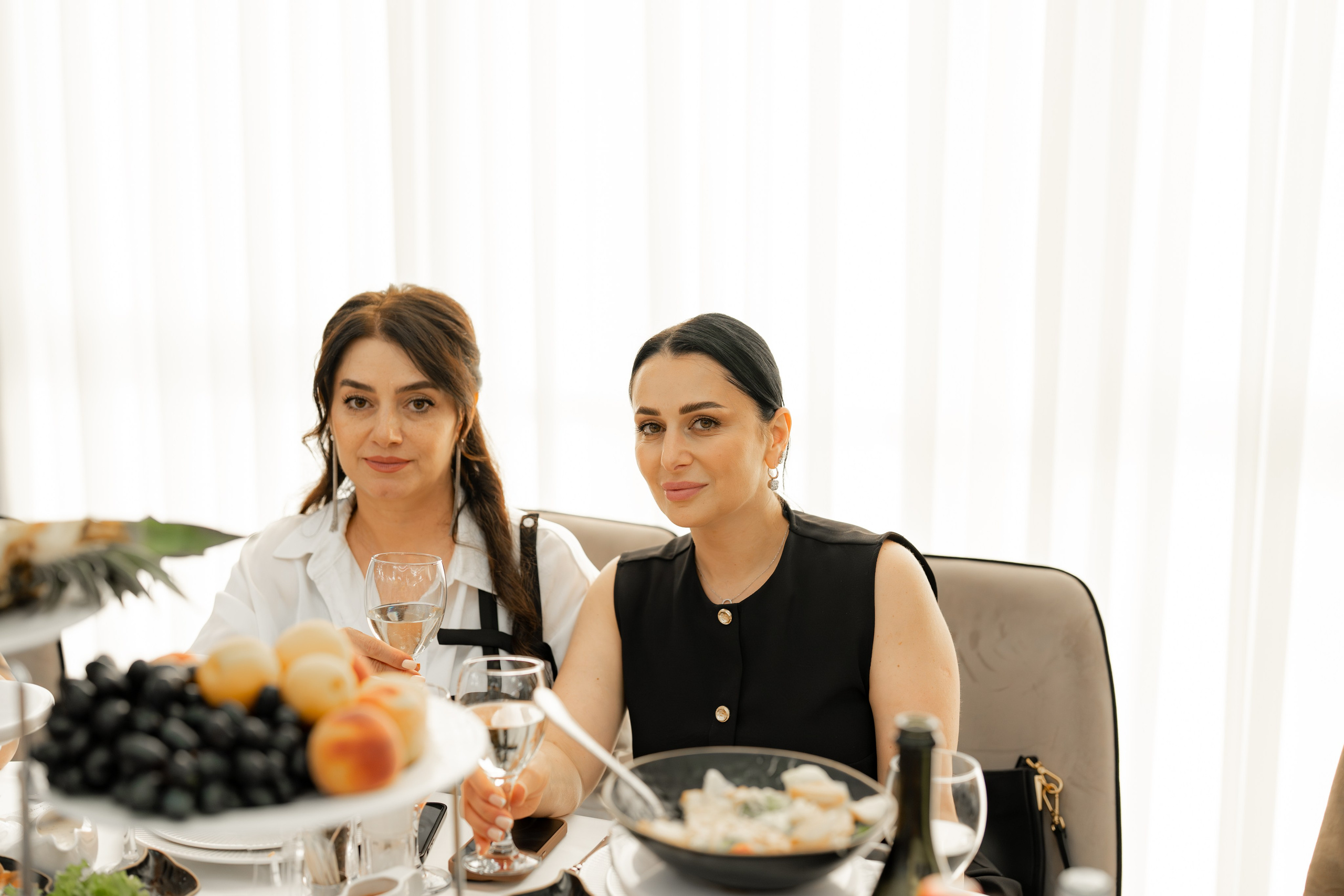 Школьный бал. Фотограф видеограф Геннадий Янбаев в Сочи, Краснодаре