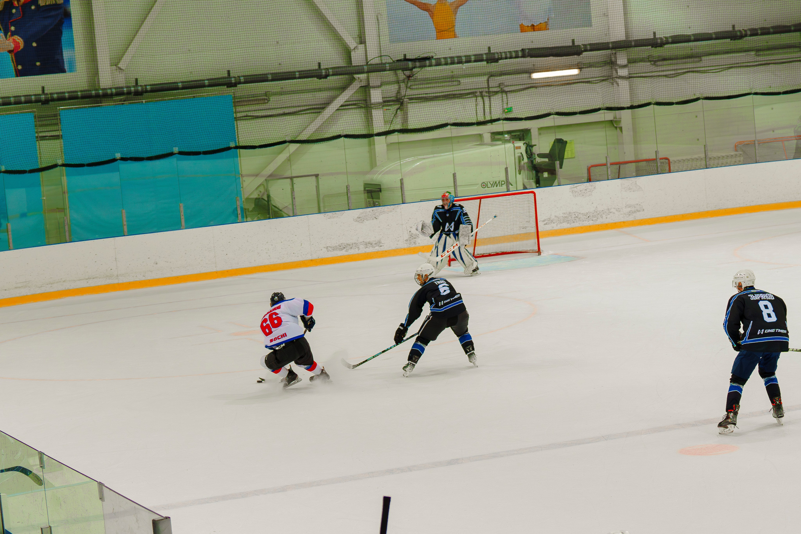 Фотосъемка хоккейных матчей в Сочи. Фотограф видеограф Геннадий Янбаев в Сочи, Краснодаре