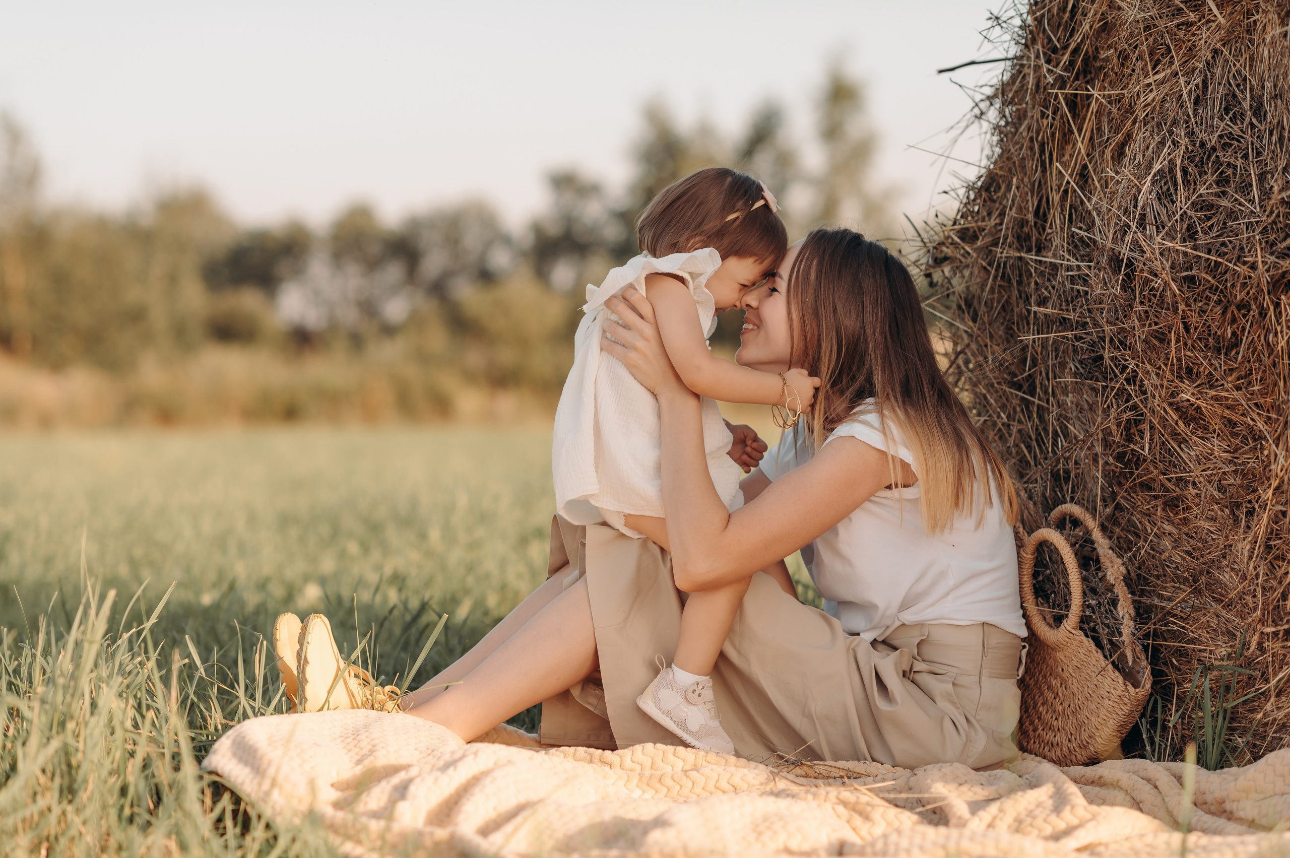 Тут много любви. Главная