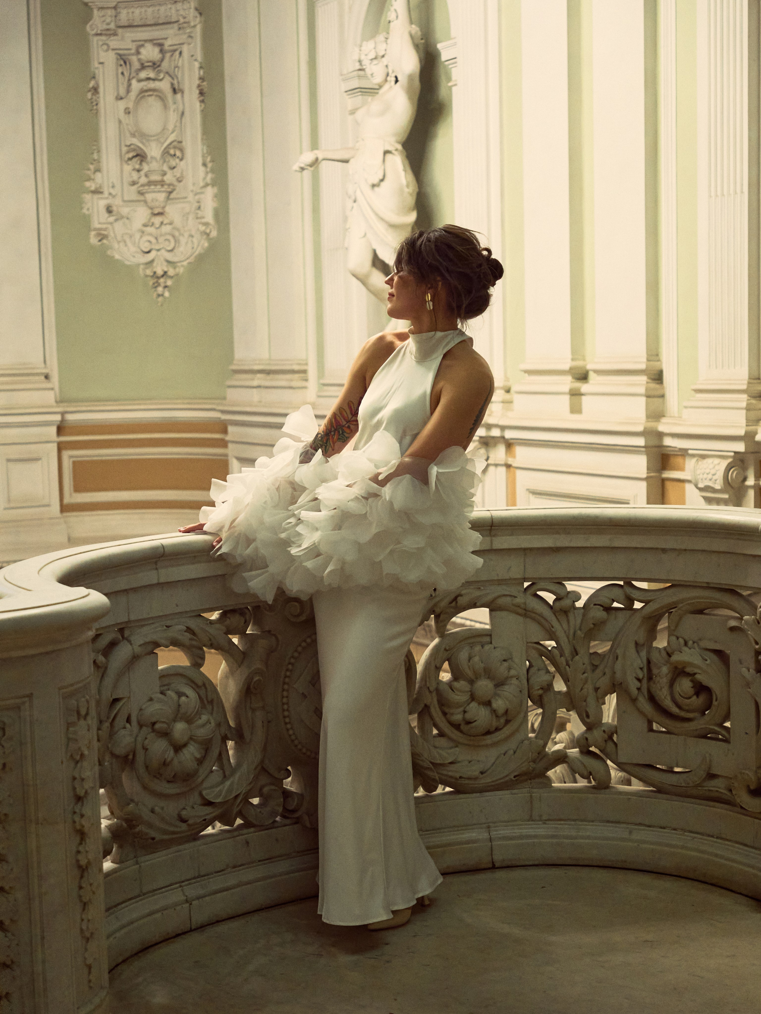 Let me fall in love with you. Vokueva's-footage