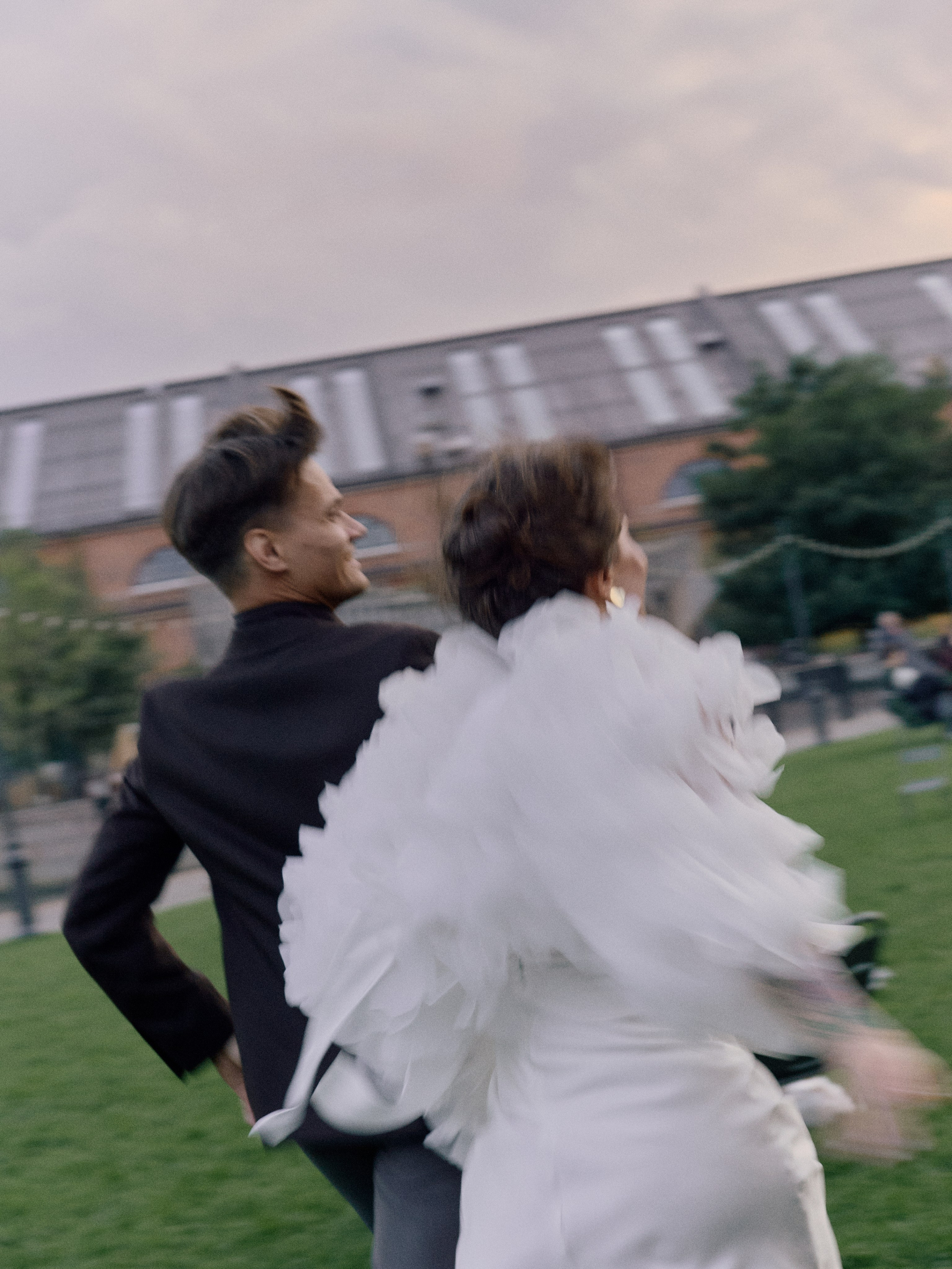 Let me fall in love with you. Vokueva's-footage