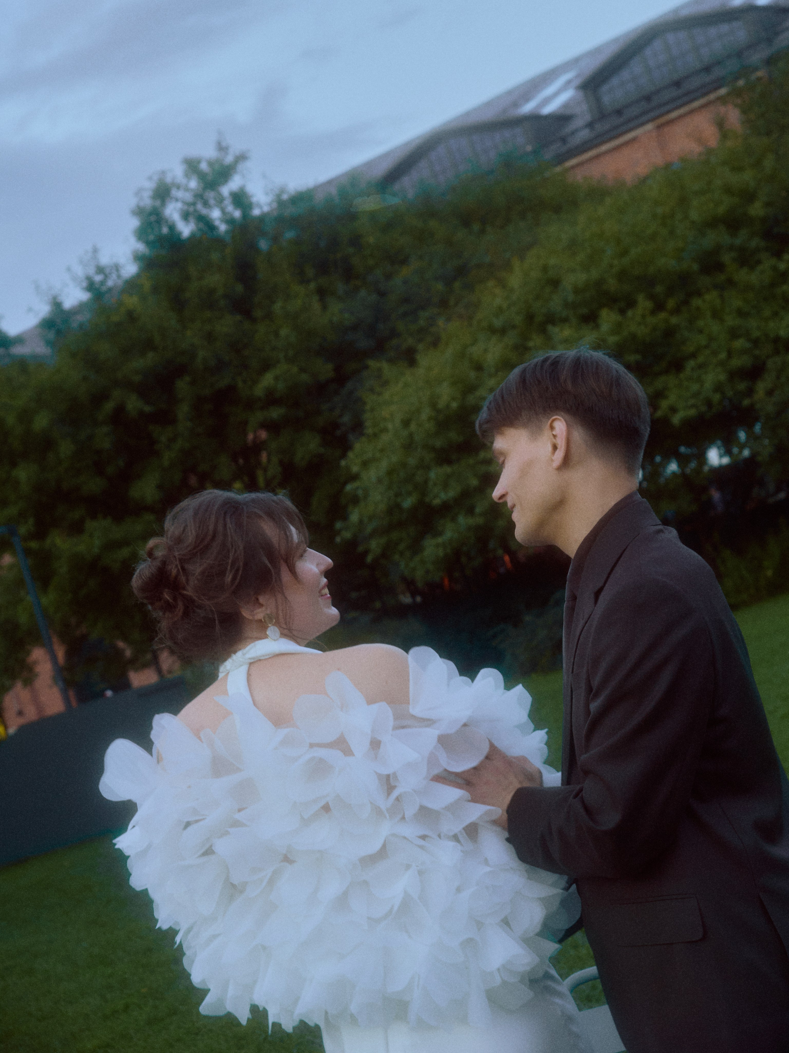 Let me fall in love with you. Vokueva's-footage