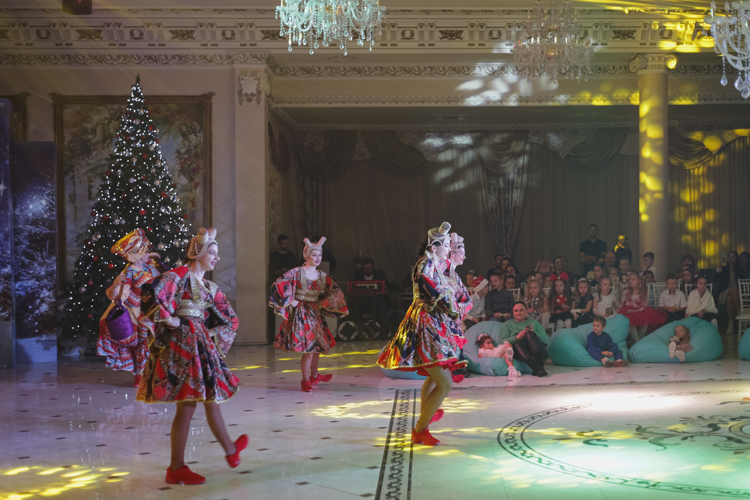 Сказочная Ёлка в Версале 2024