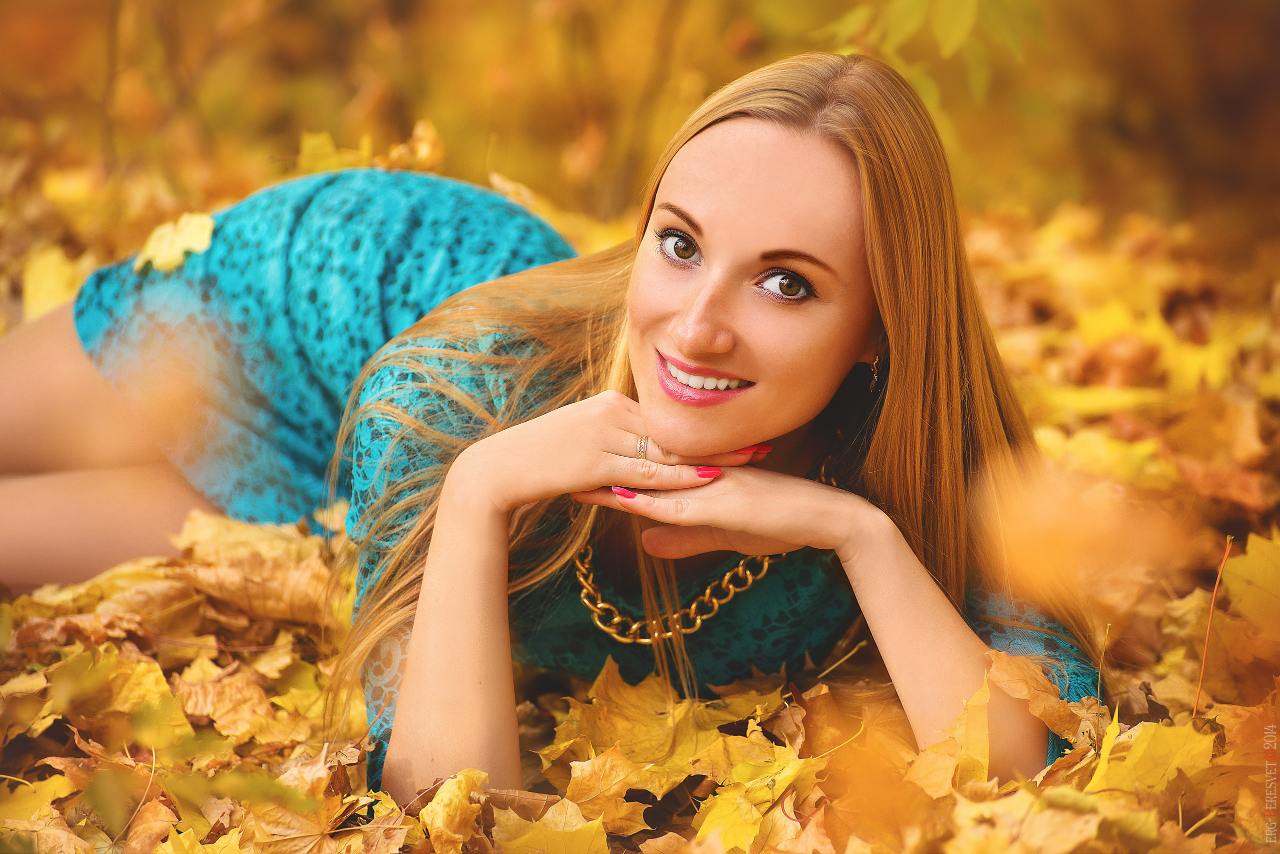 Фотосессия для девушек на природе в Москве - фотограф Сергей Пересвет. Ваш фотограф на праздник в Москве, Раменском, Жуковском, Люберцах