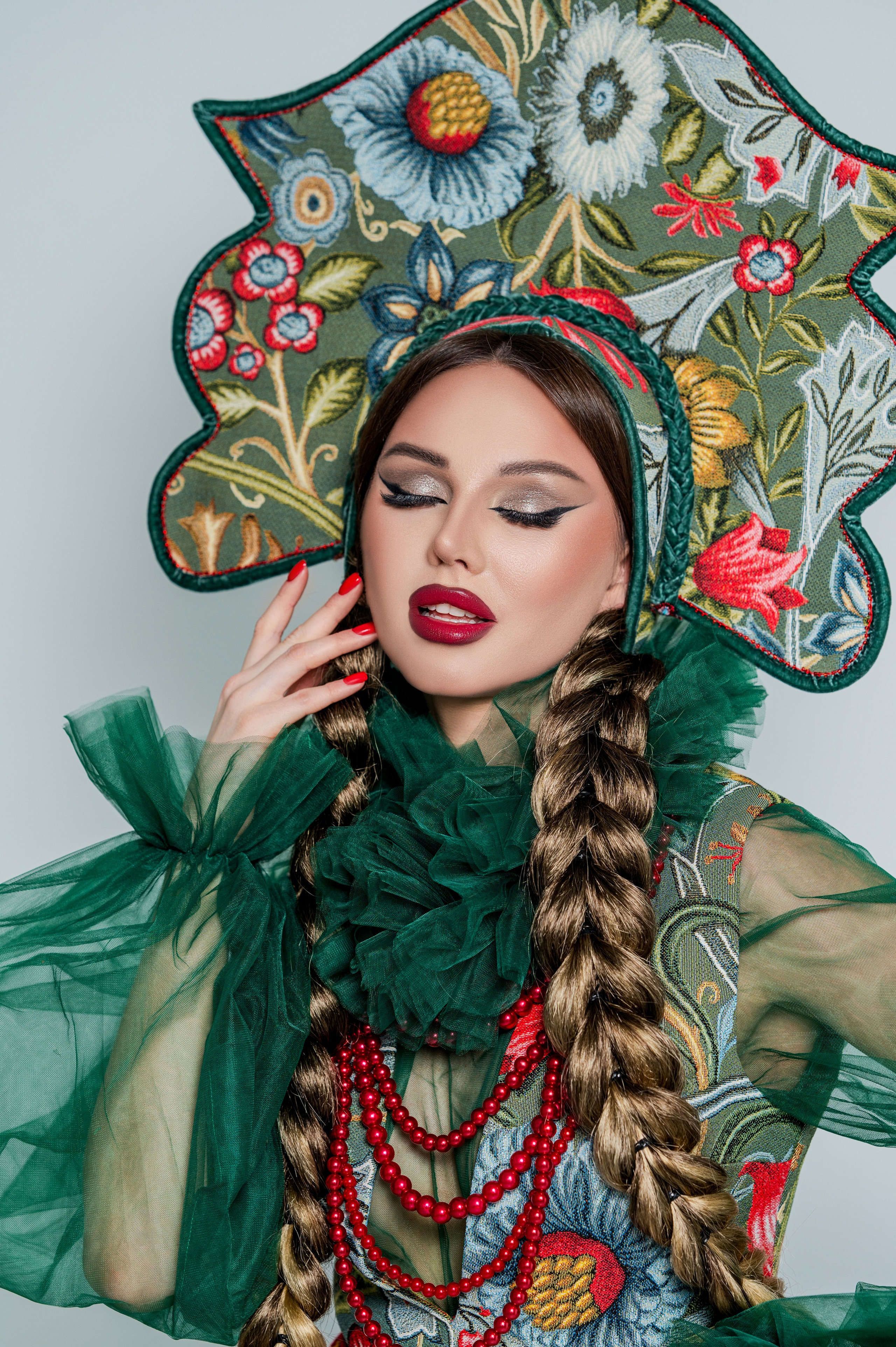 Nicole. Коммерческий фотограф Москва /Дубай, эксклюзивные фэшн фотосессии