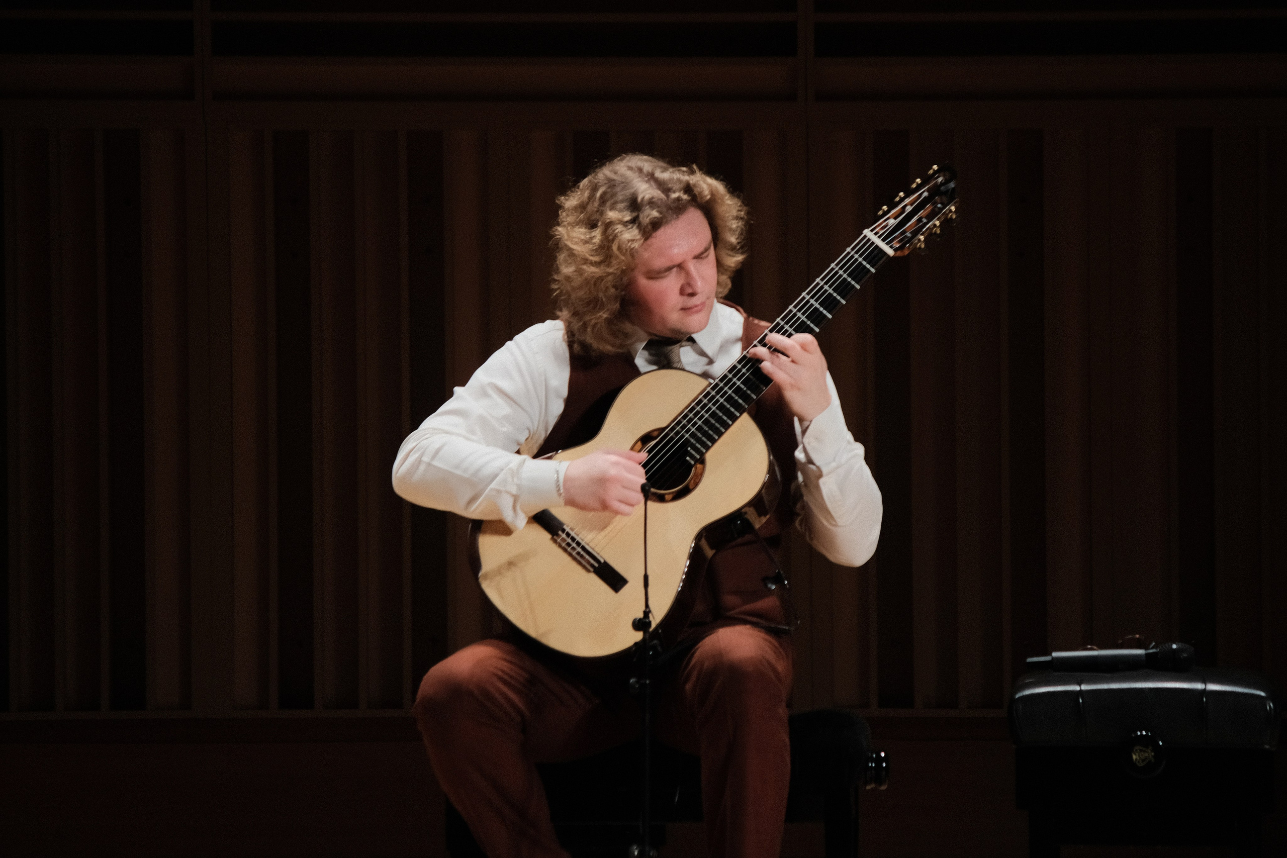 Гитарный концерт Романа Зорькина. Goncharov Tim