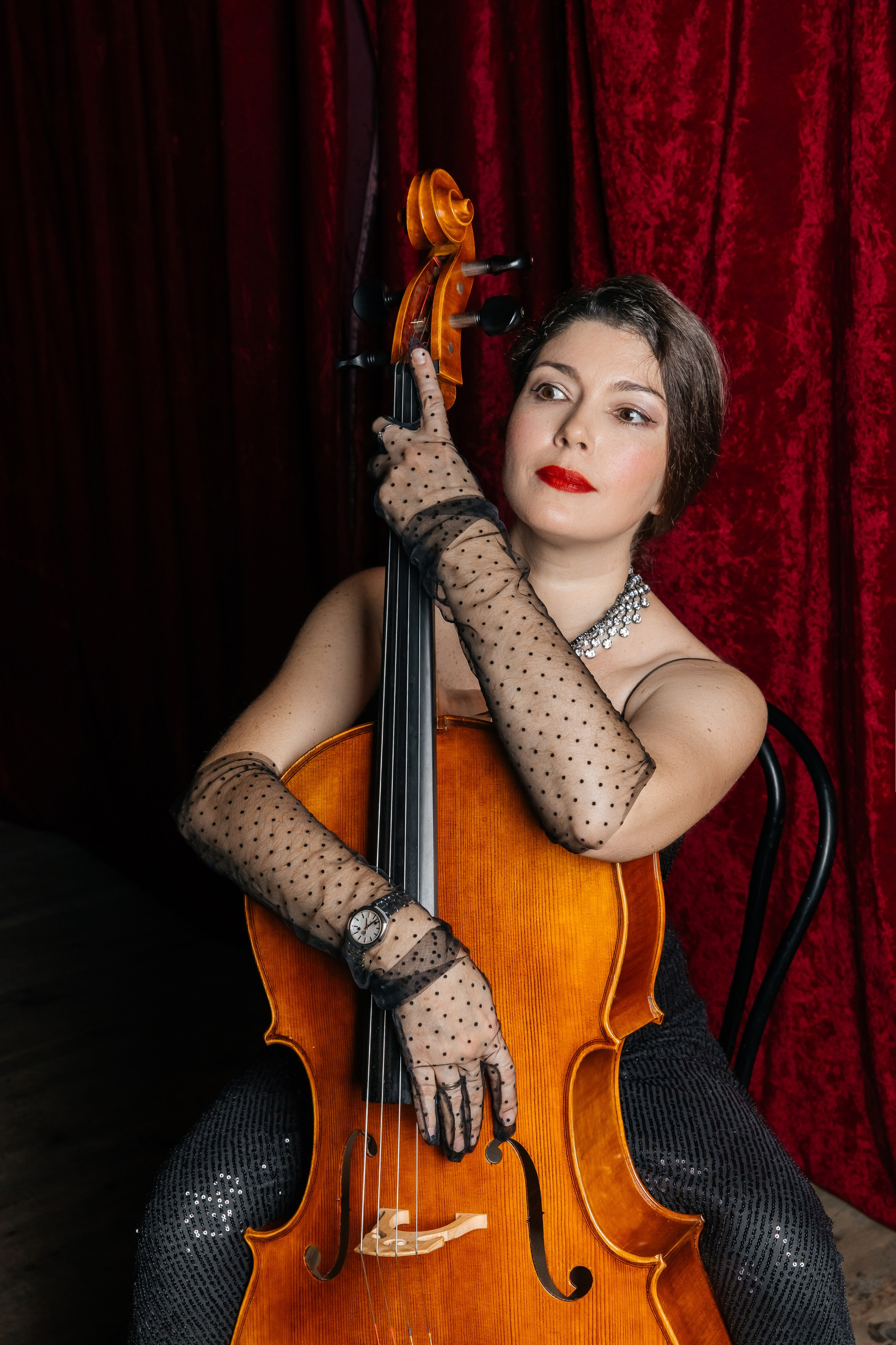 Content. Коммерческий фотограф, ретушёр Анастасия Пачина