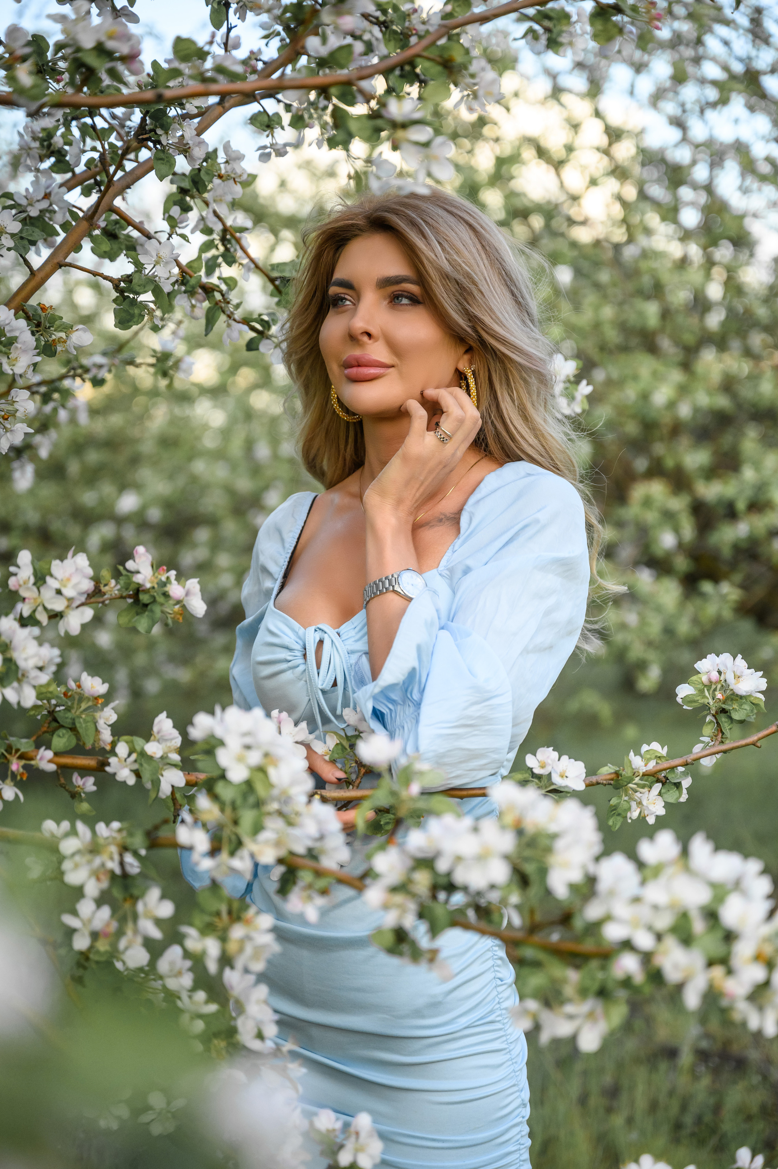 Сьемка в яблоневом саду. Bazarkom-photo.ru Фотограф Виктор Оськин в Старом Осколе