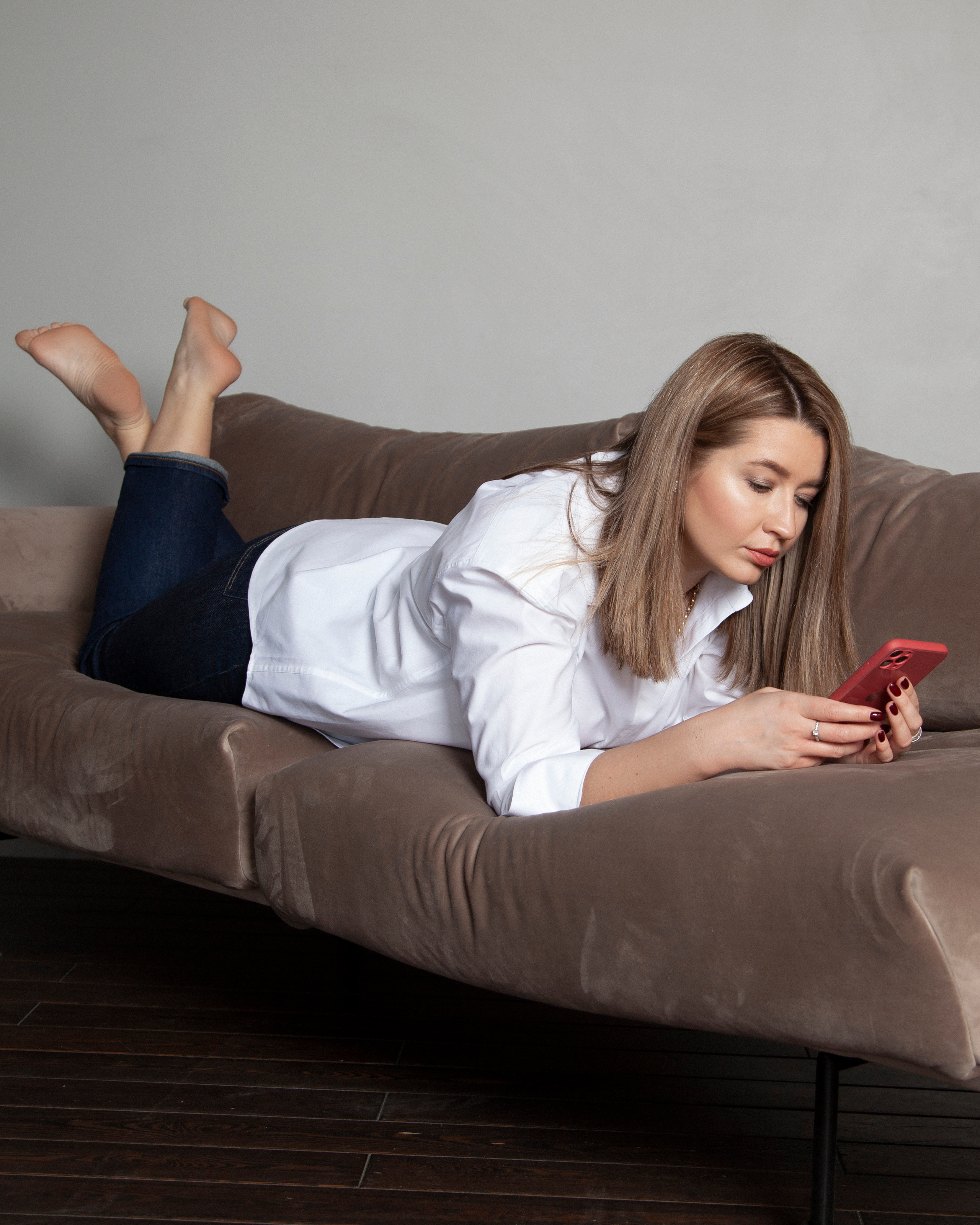 Тематическая фотосессия стилиста в студии. Контент фотограф в Москве и области Елена Кулакова