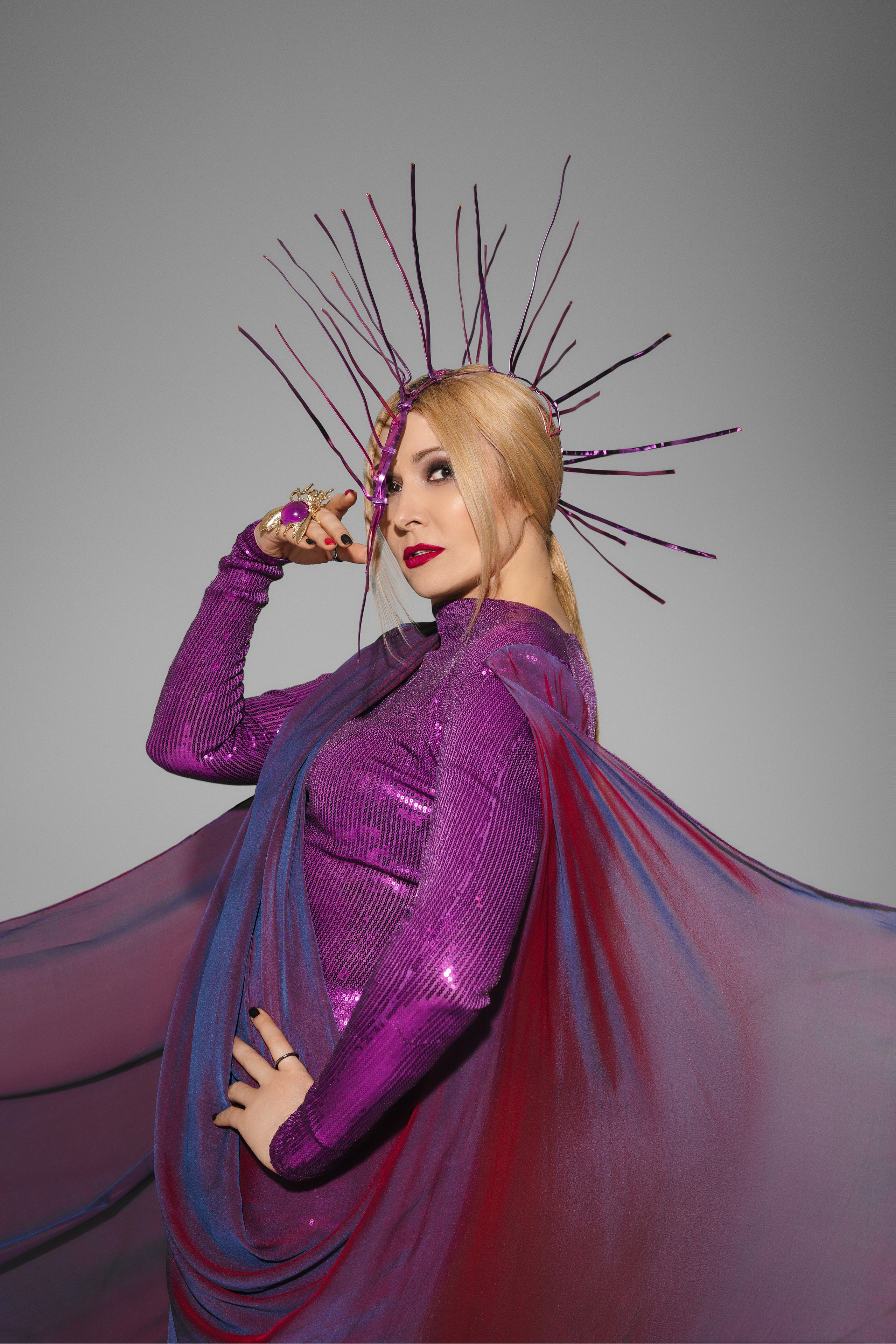 Самая необычная корона, которую вы видели в своей жизни.