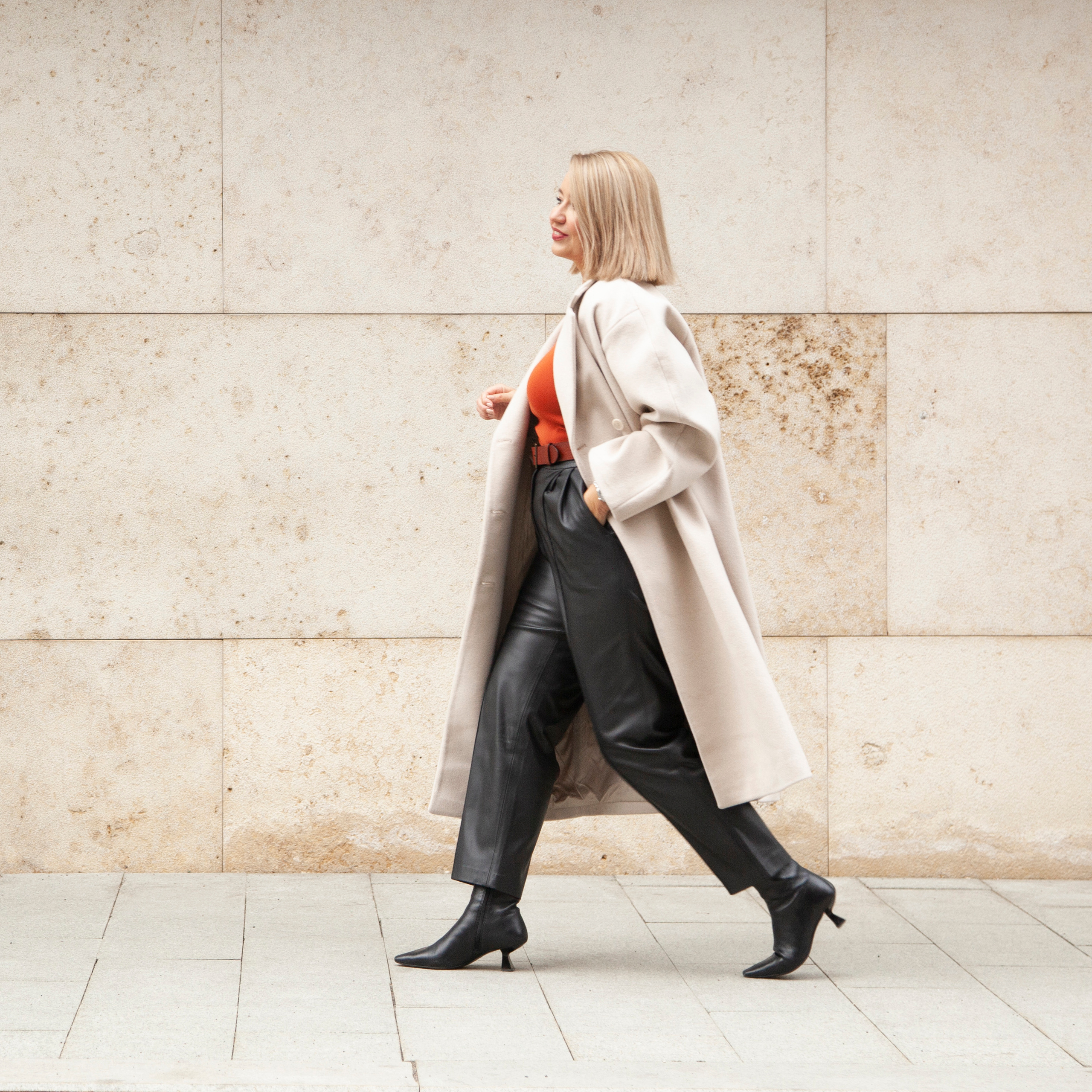 Тематическая фотосессия стилиста в студии. Контент фотограф в Москве и области Елена Кулакова