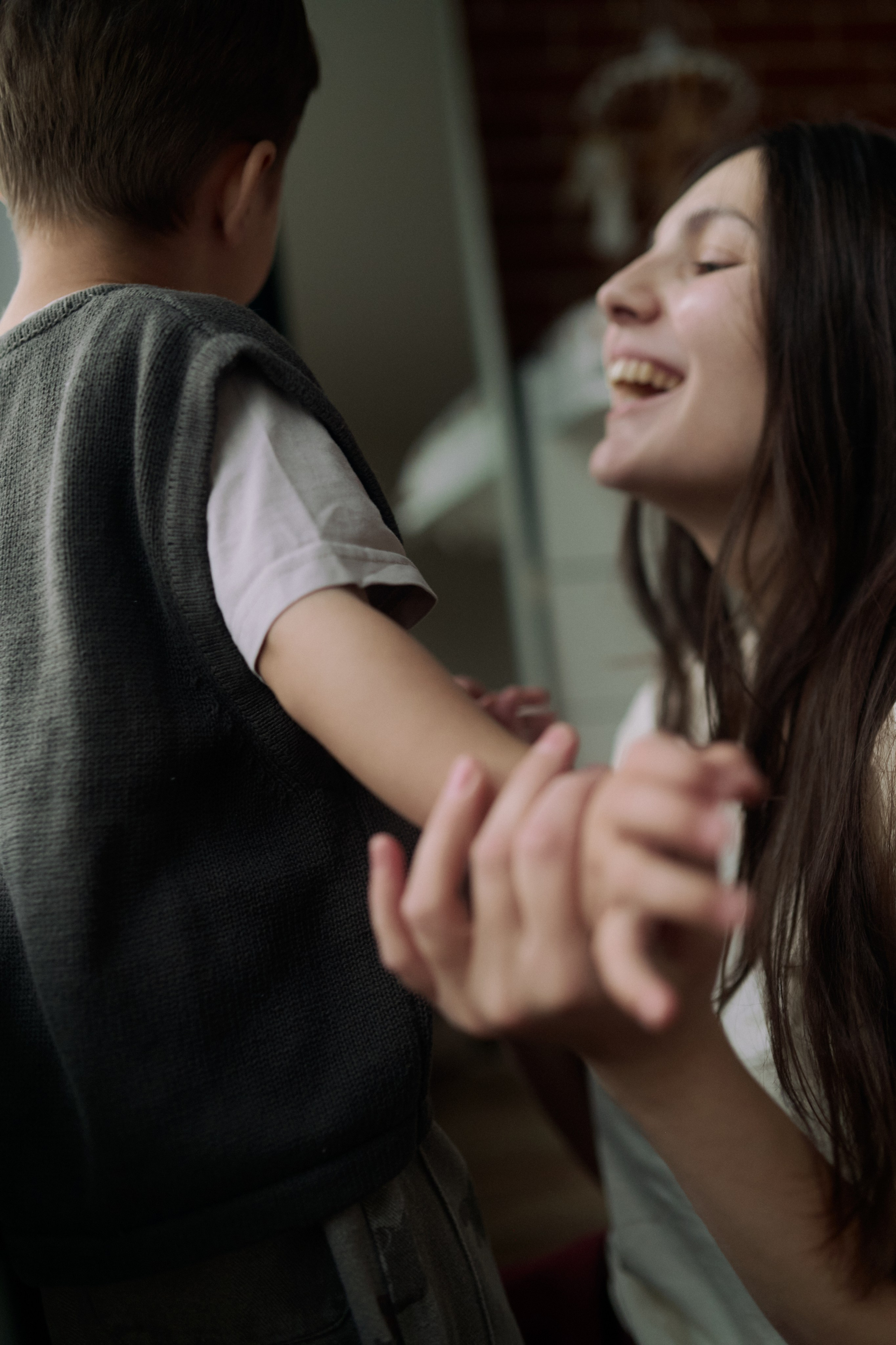 Эмир, Диана, Леон и Амин дома. Семейный и свадебный lifestyle-фотограф в Москве Мария Петрова