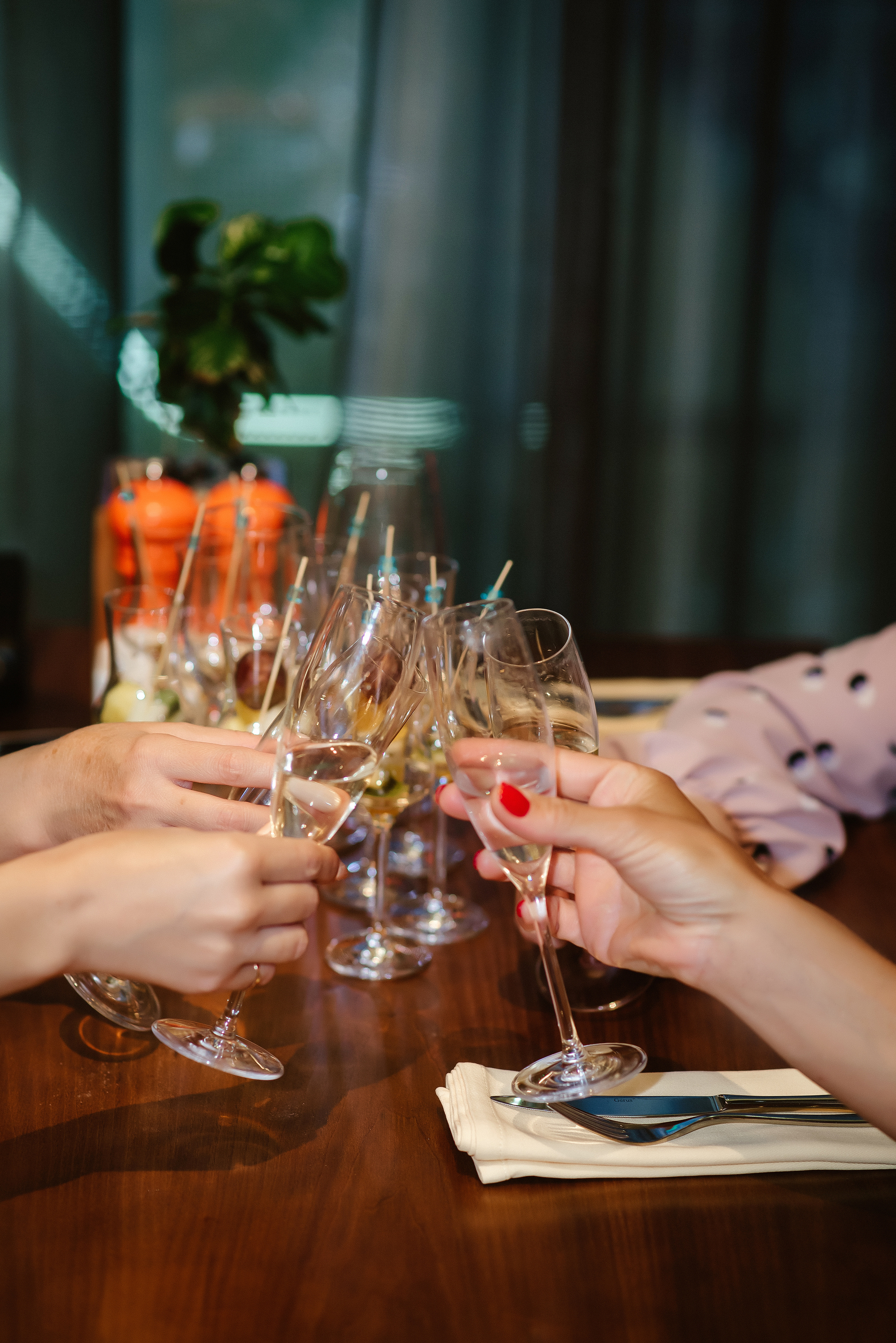 День рождения в кругу подруг