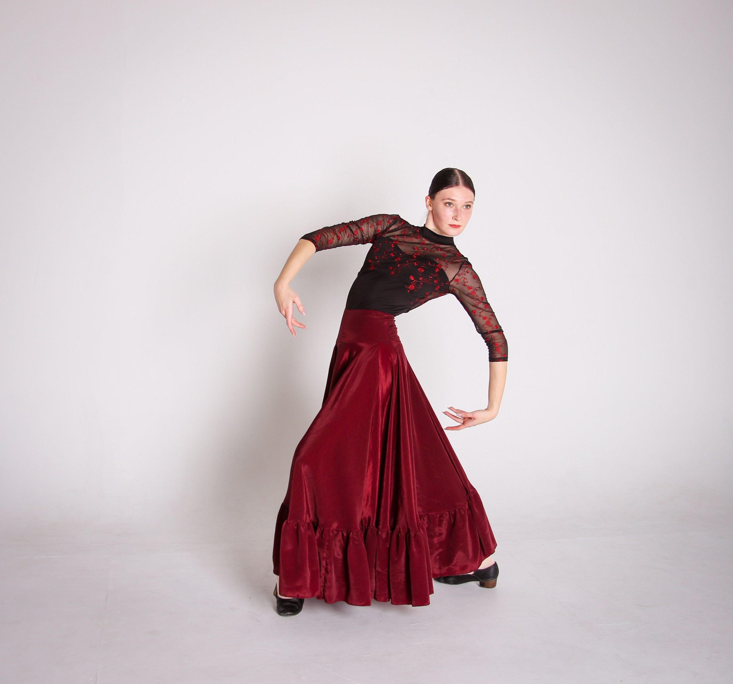 Балерина Екатерина. Фотограф Пермь. Фотосессия в фотостудии Перми и на свежем воздухе