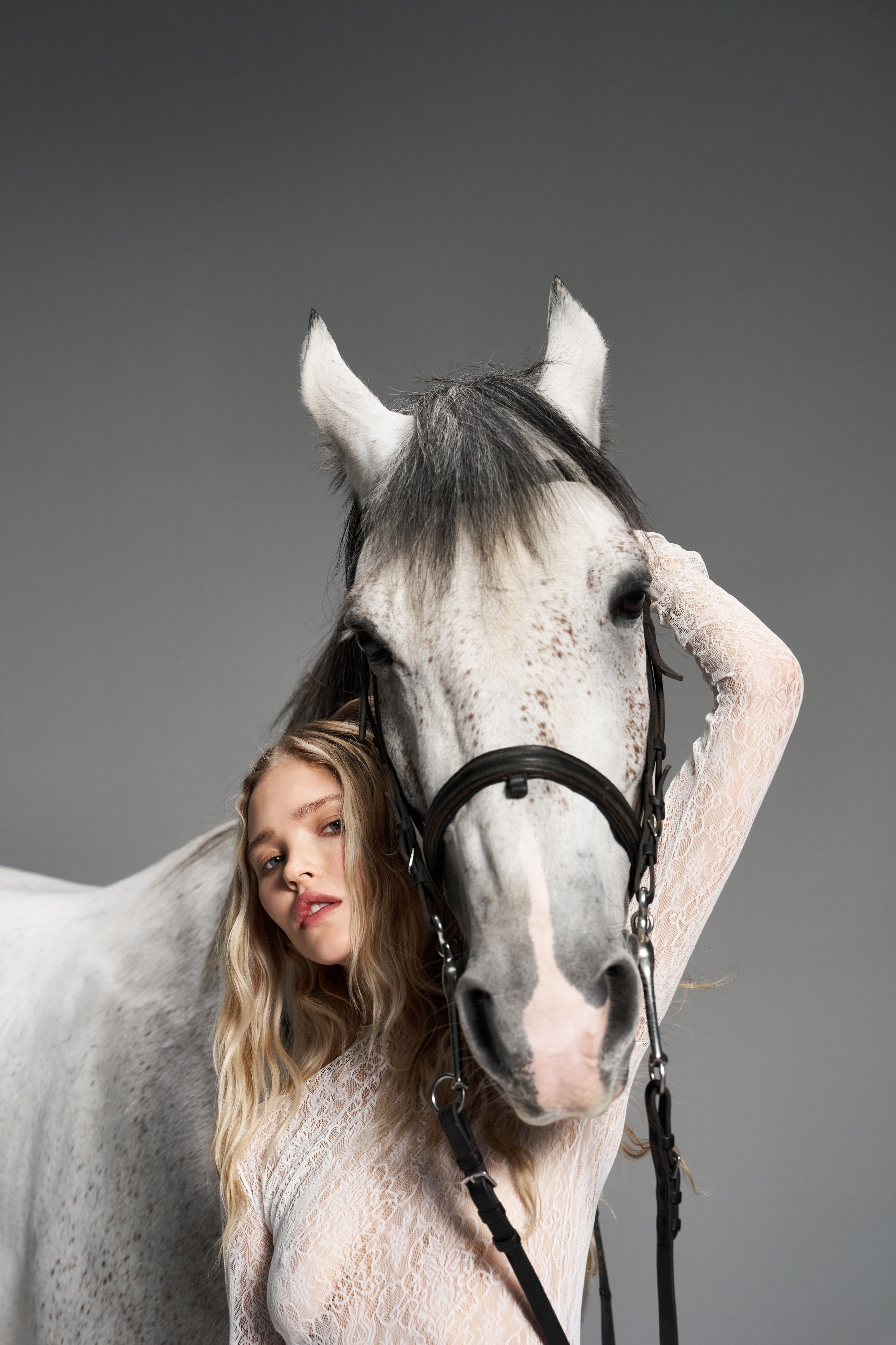 Walk of Shame. Ретушер для брендов одежды в Москве Струцкая Кристина