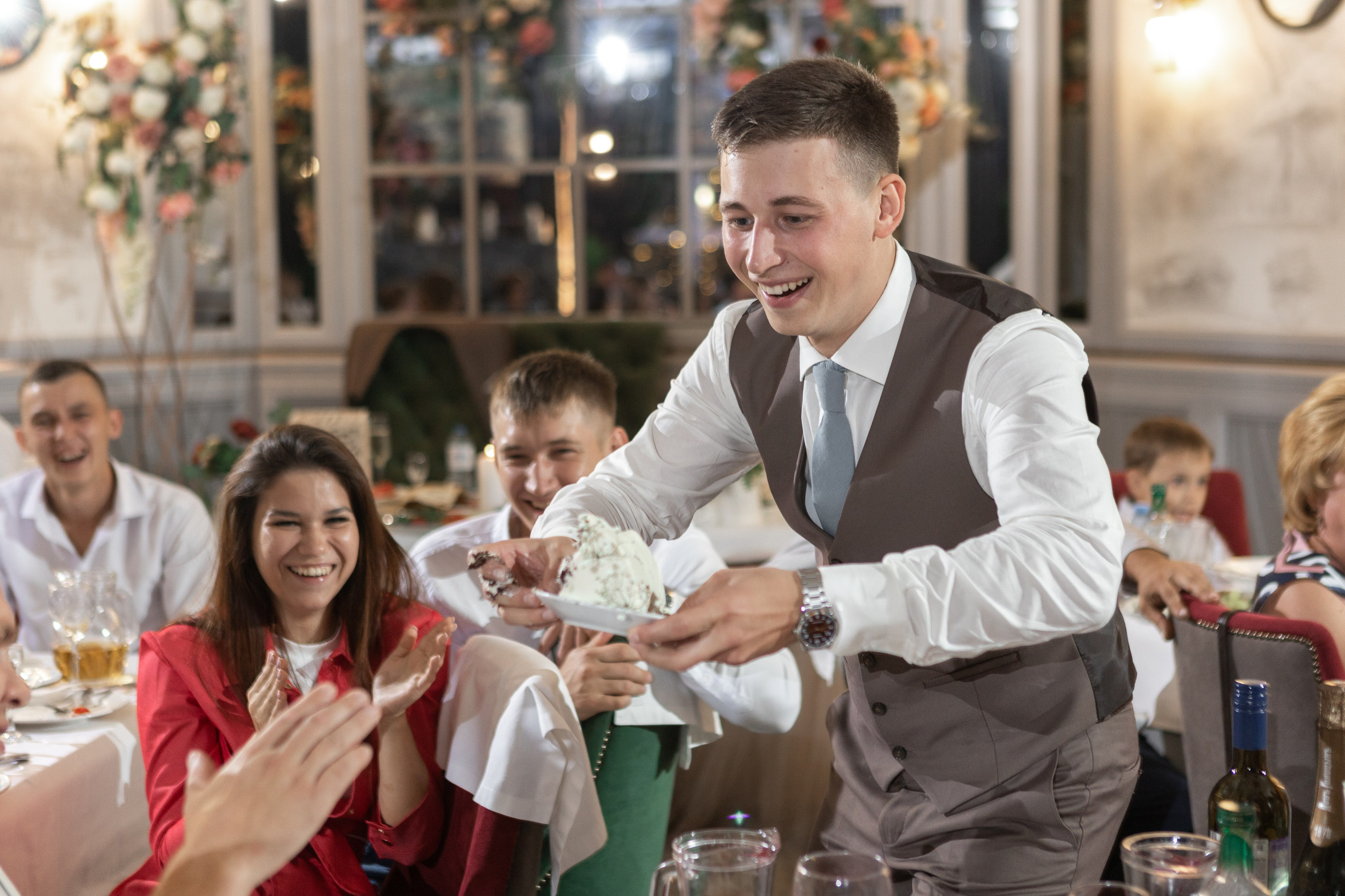 Свадебный фотограф Уфа — Руслан ГабдлисламовЖивые эмоции, красивые кадры, воспоминания на всю жизнь.Работаю по всей Республике Башкортоста. Свадебный фотограф Уфа Руслан Габдлисламов