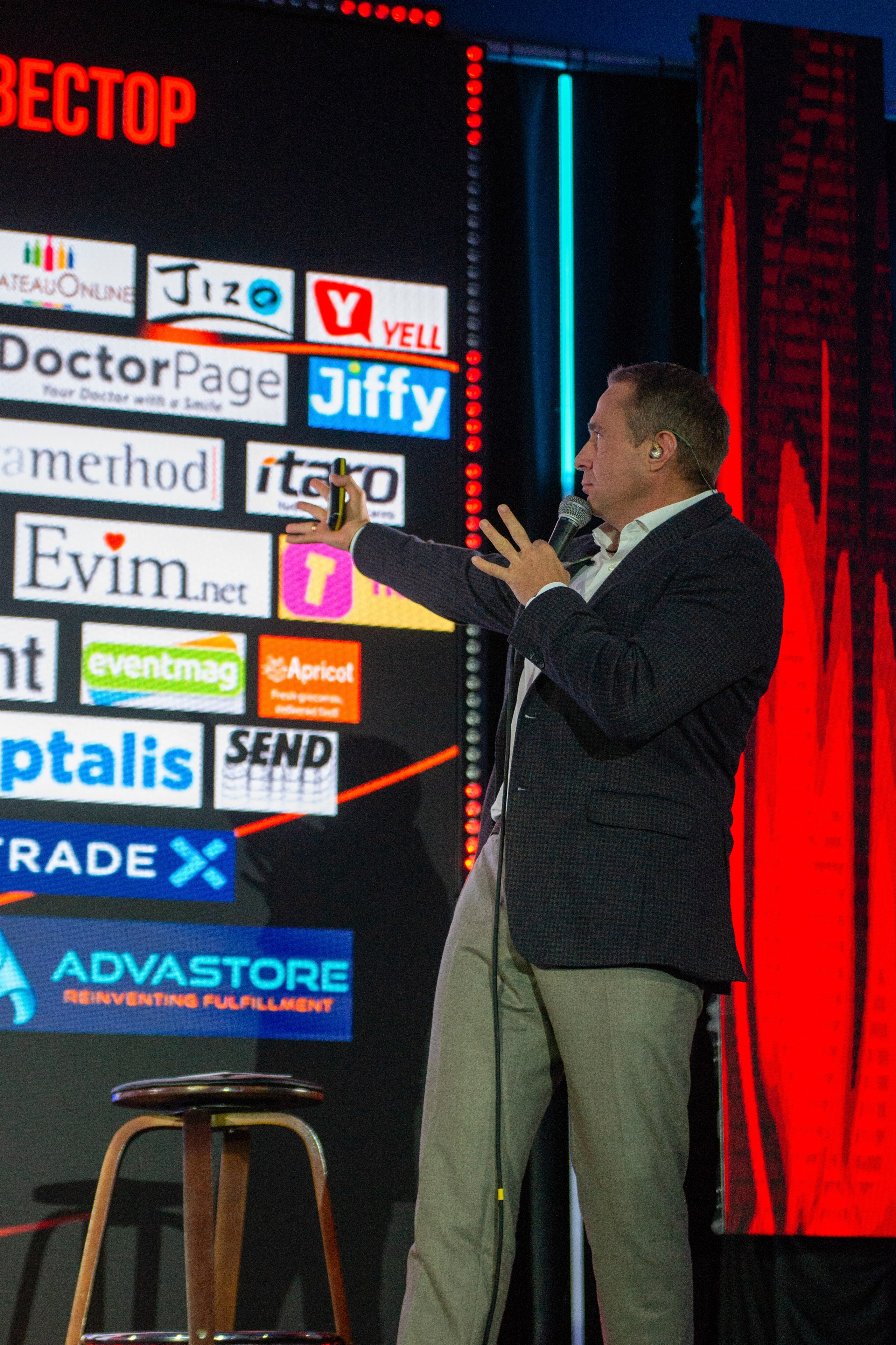 Тур Оскара Хартманна «Охота за единорогами». Дарья Терещук — репортажный фотограф в Минске