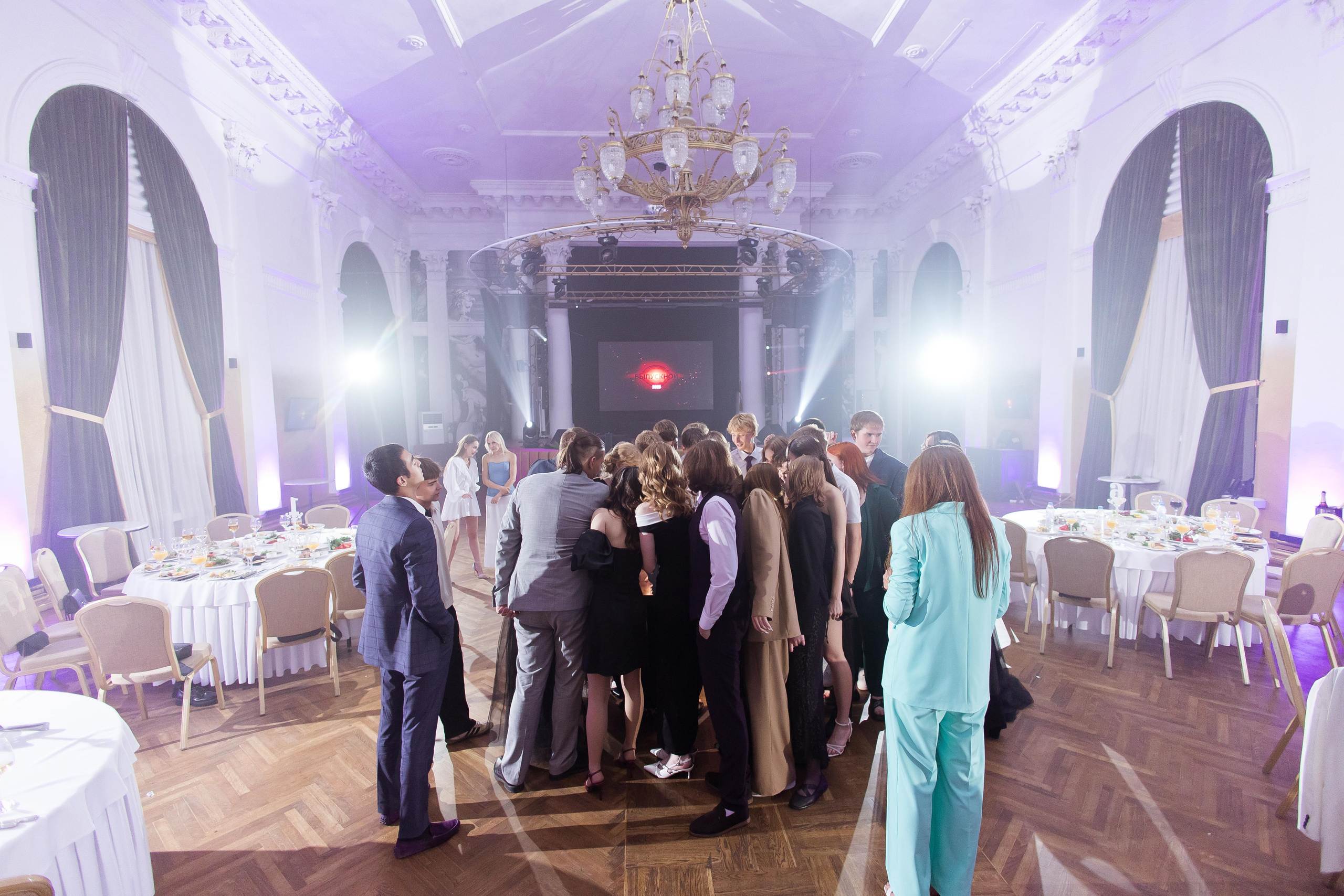 Выпускные 9-11 классы. Свадебный и семейный фотограф Яна Стражева. Волгоград, Москва