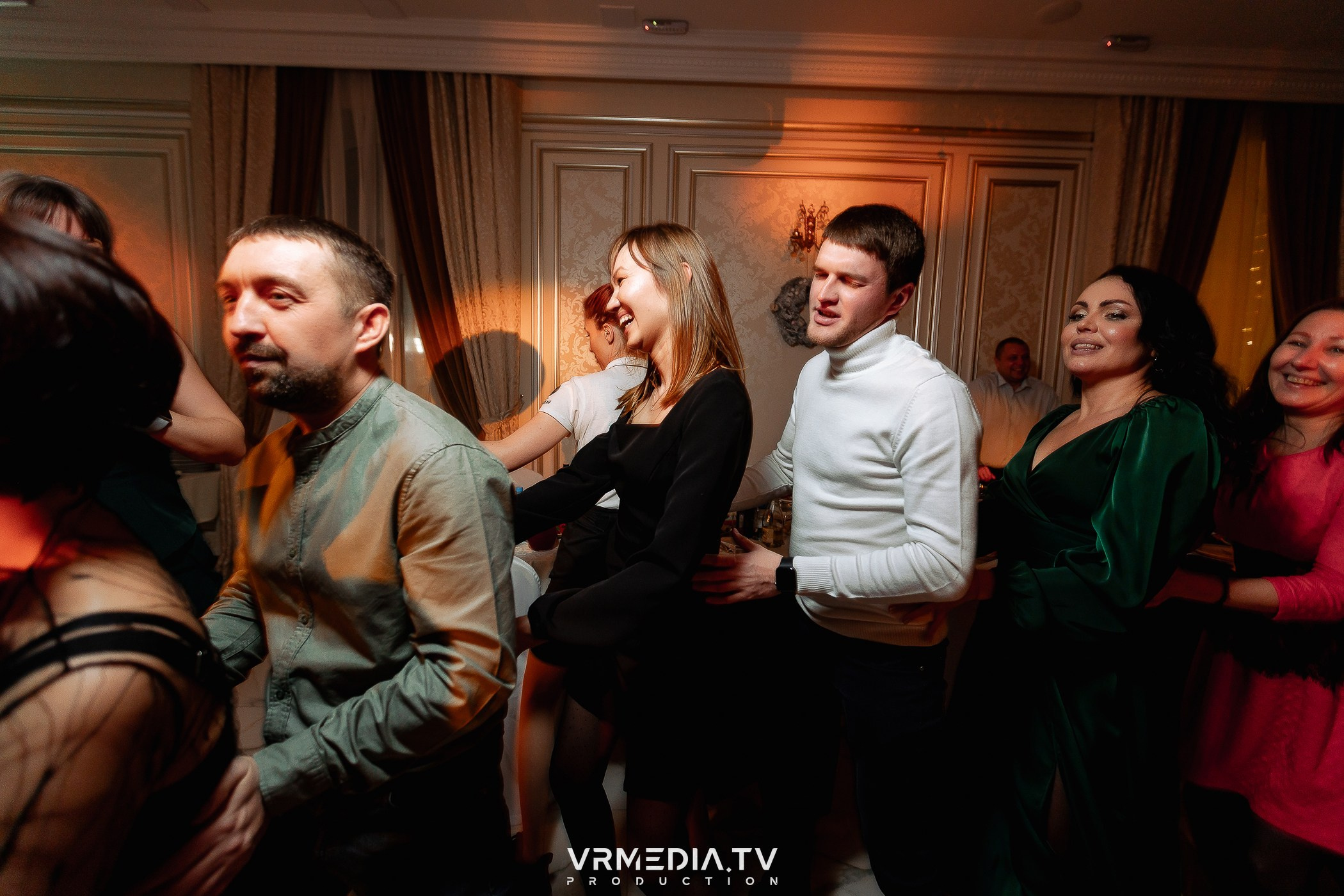 Новогодний вечер в ресторане «Лазурный Берег»