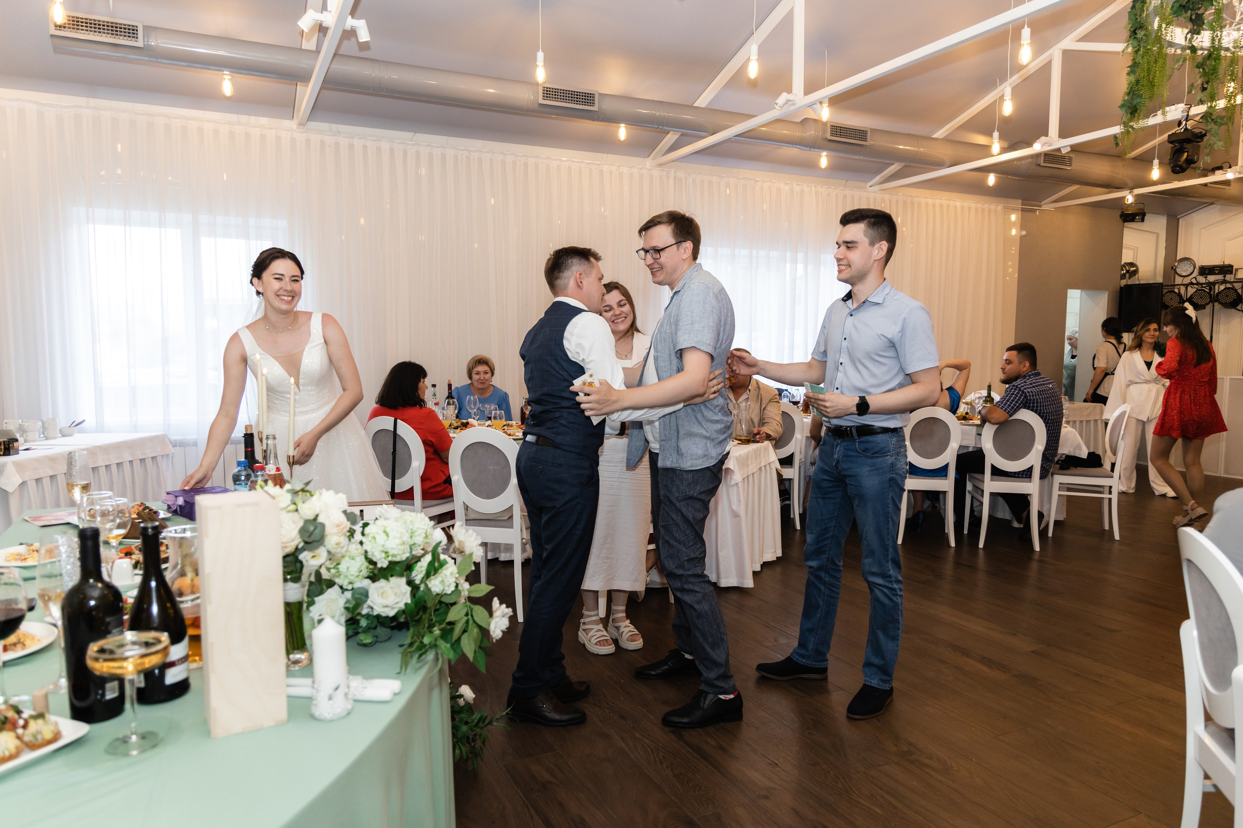 Алёна и Денис (полный день). Фотограф в Барнауле Юлия Садвокасова