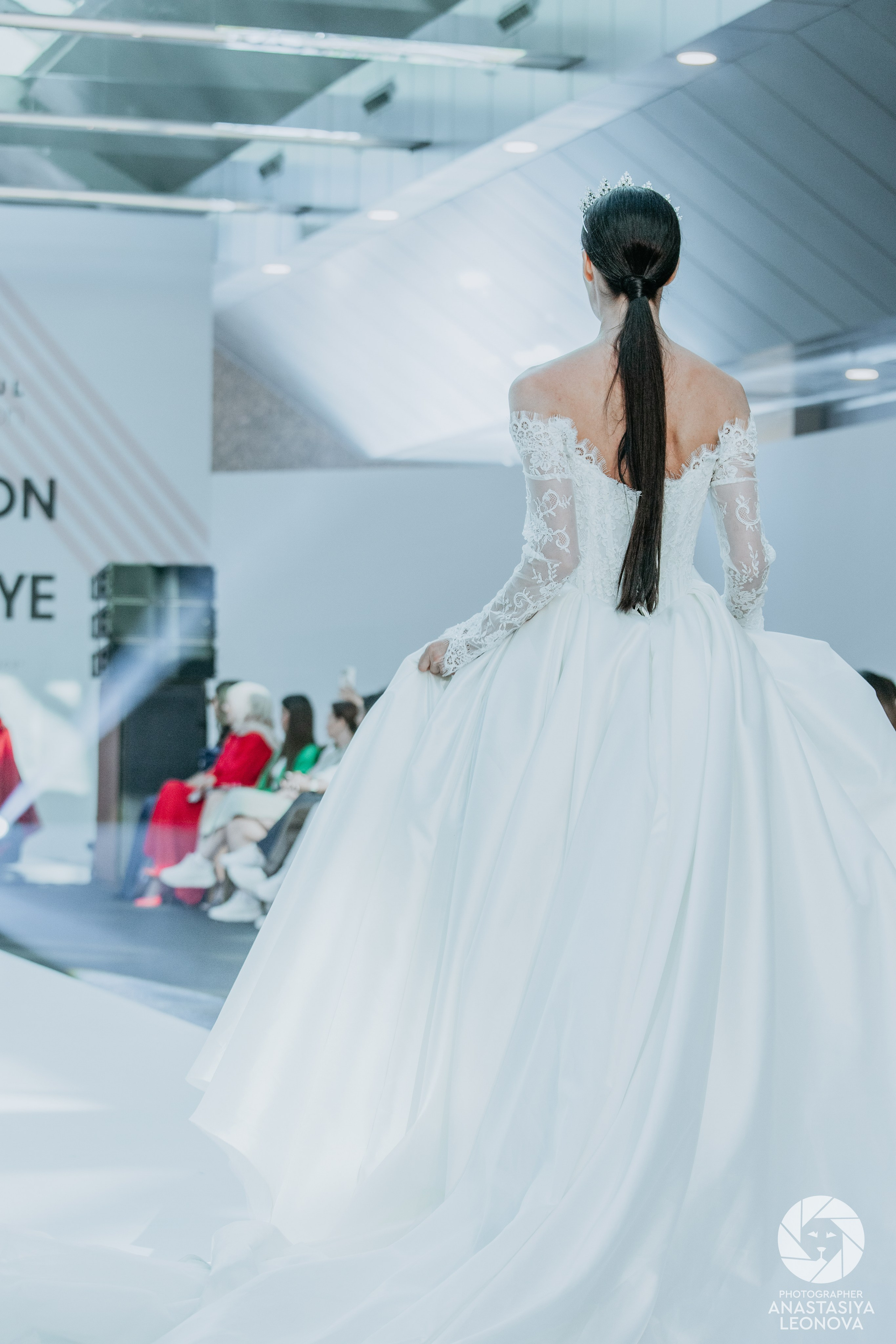 Fashion Week Türkiye [spring, 2025]. Anastasia Leonowa