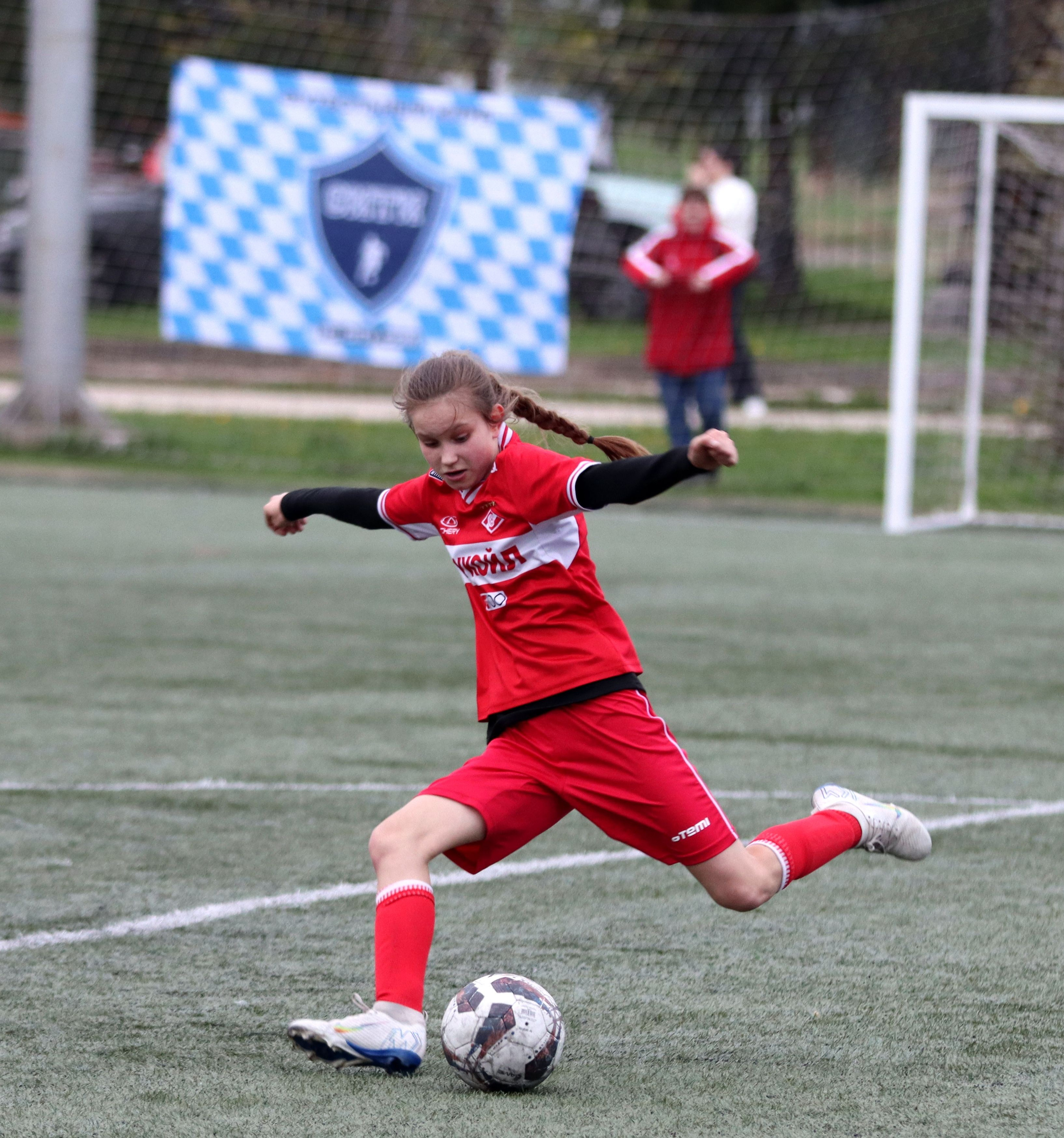 Турнир по футболу в городе Дмитров. День 1. 12 мая 2026 года