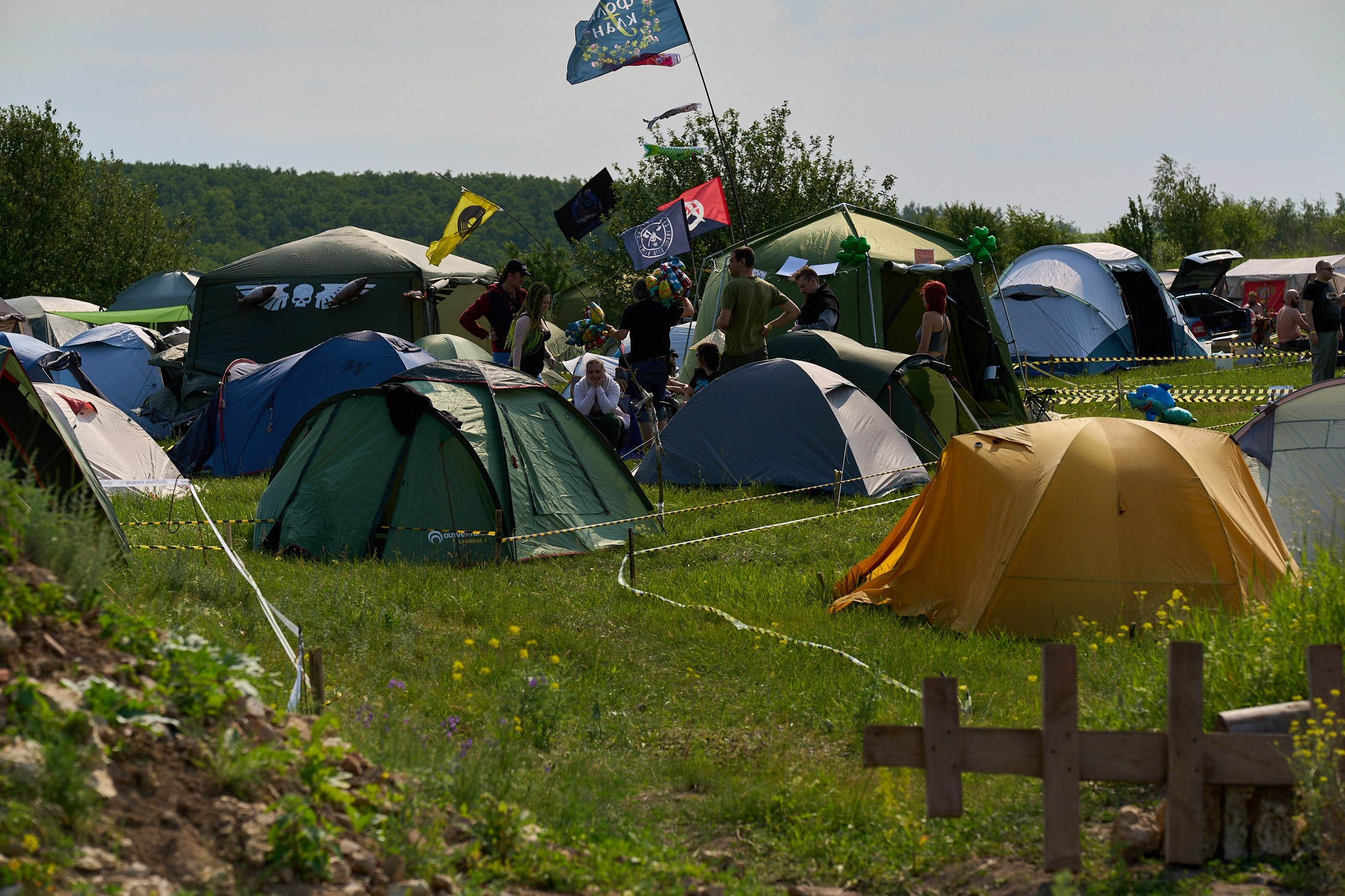 Утречка! У нас в соседях фолк клан.