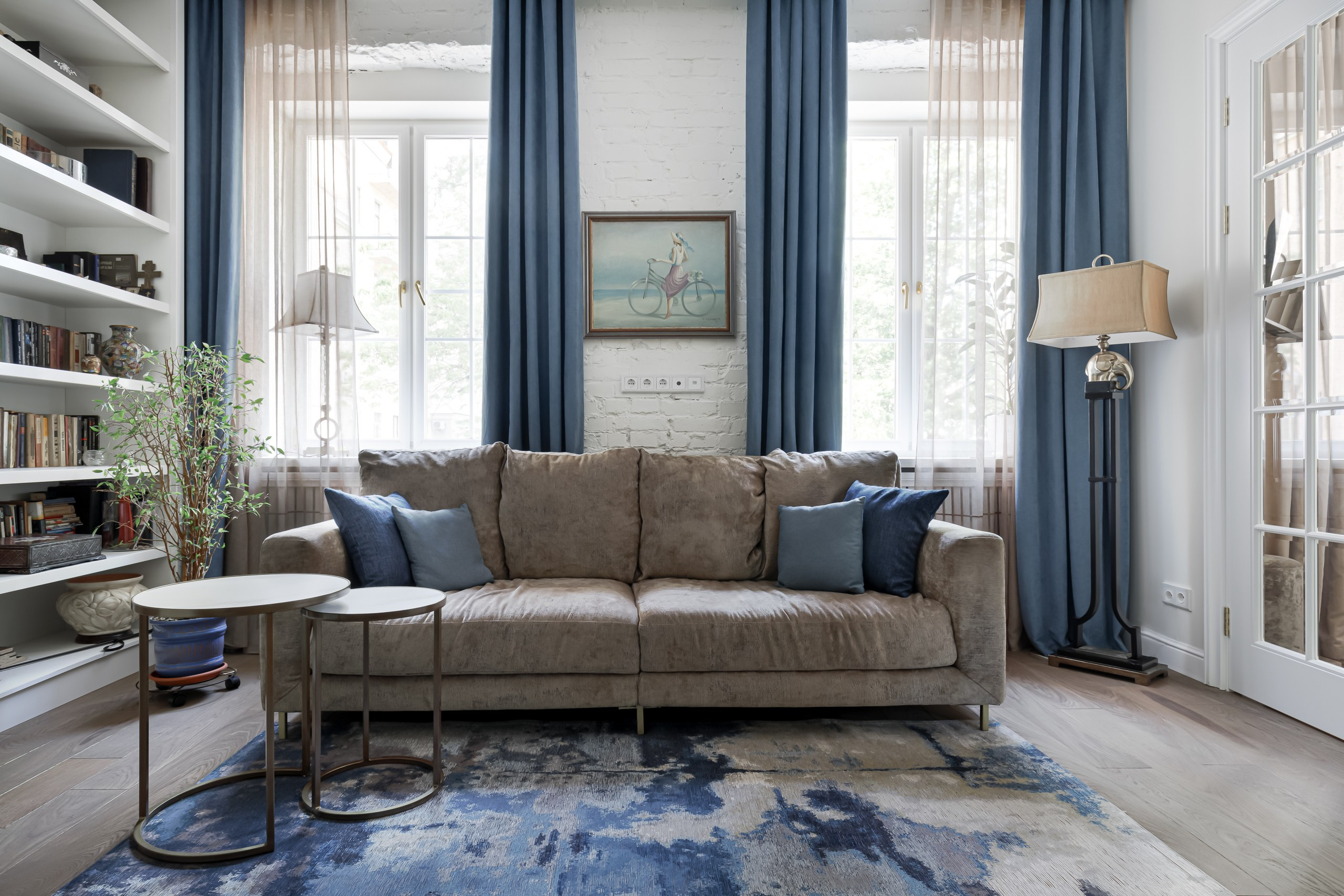 Эклектичный интерьер для московской сталинки