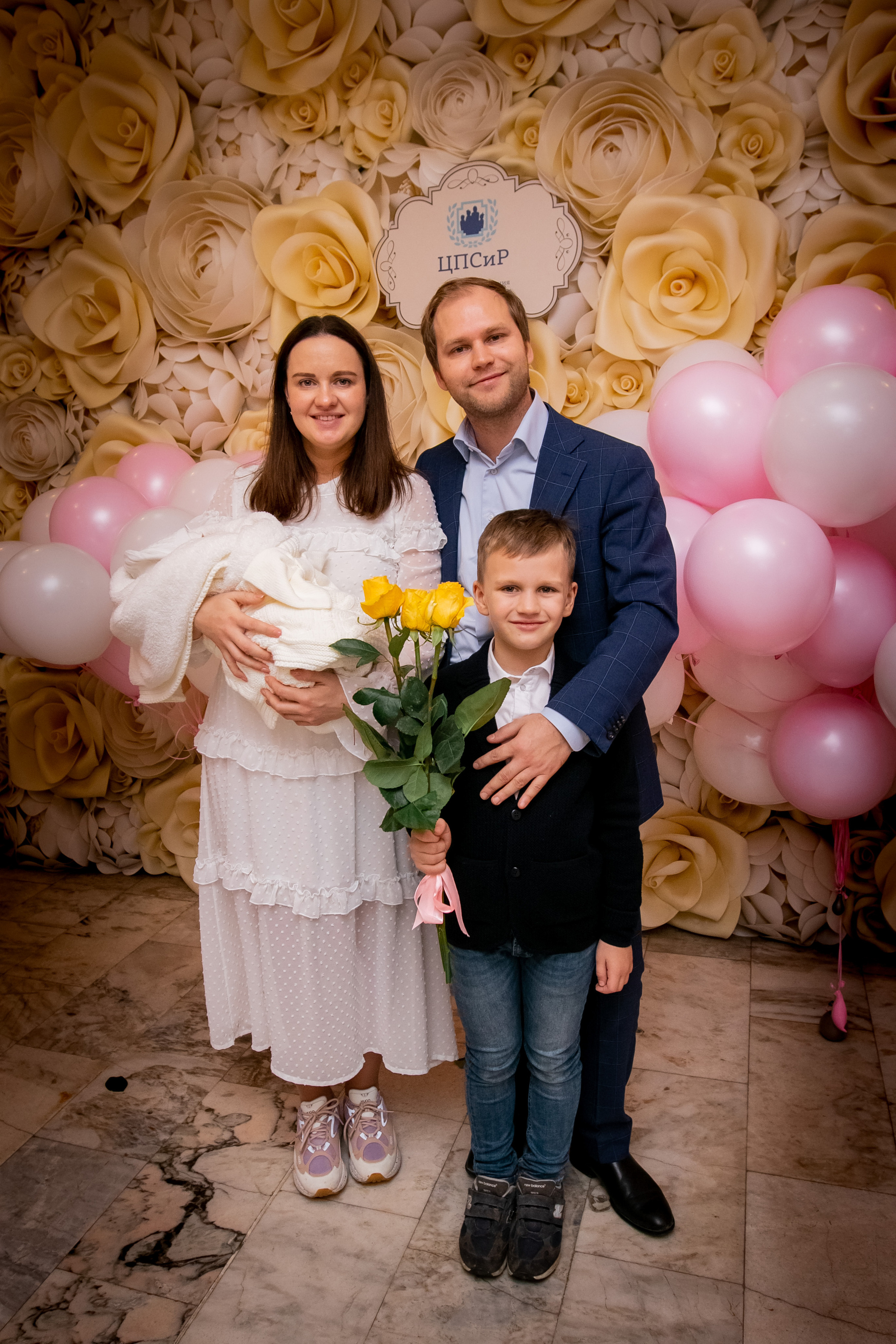 Фотограф выписки из роддома. Портретный фотограф в Москве