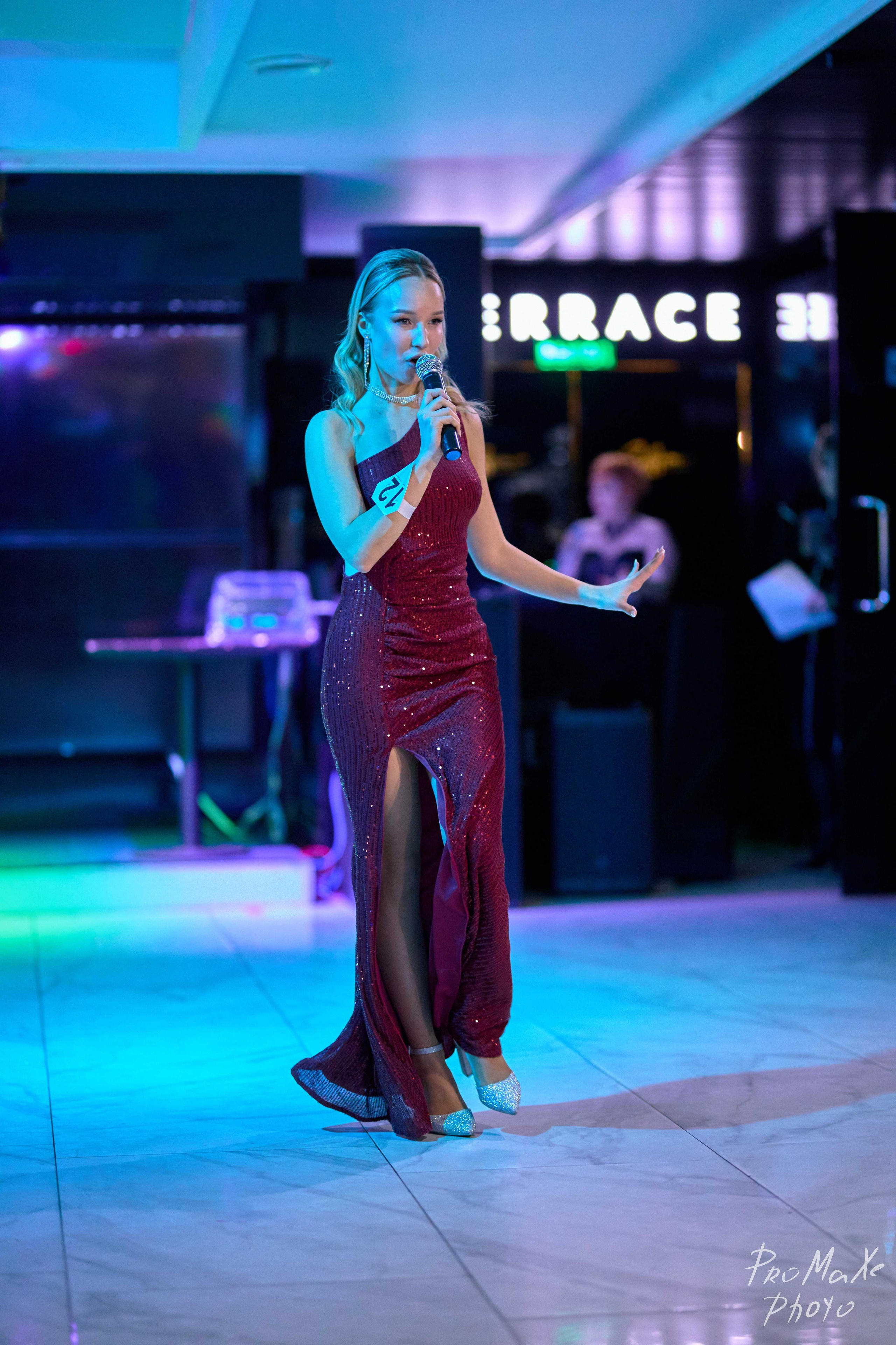 Зал КРАСА МАСС-МЕДИА ЧУВАШИИ. Владимир Суздалов (ProMaXe) — Портретный фотограф, тематические фотосессии в Чебоксарах