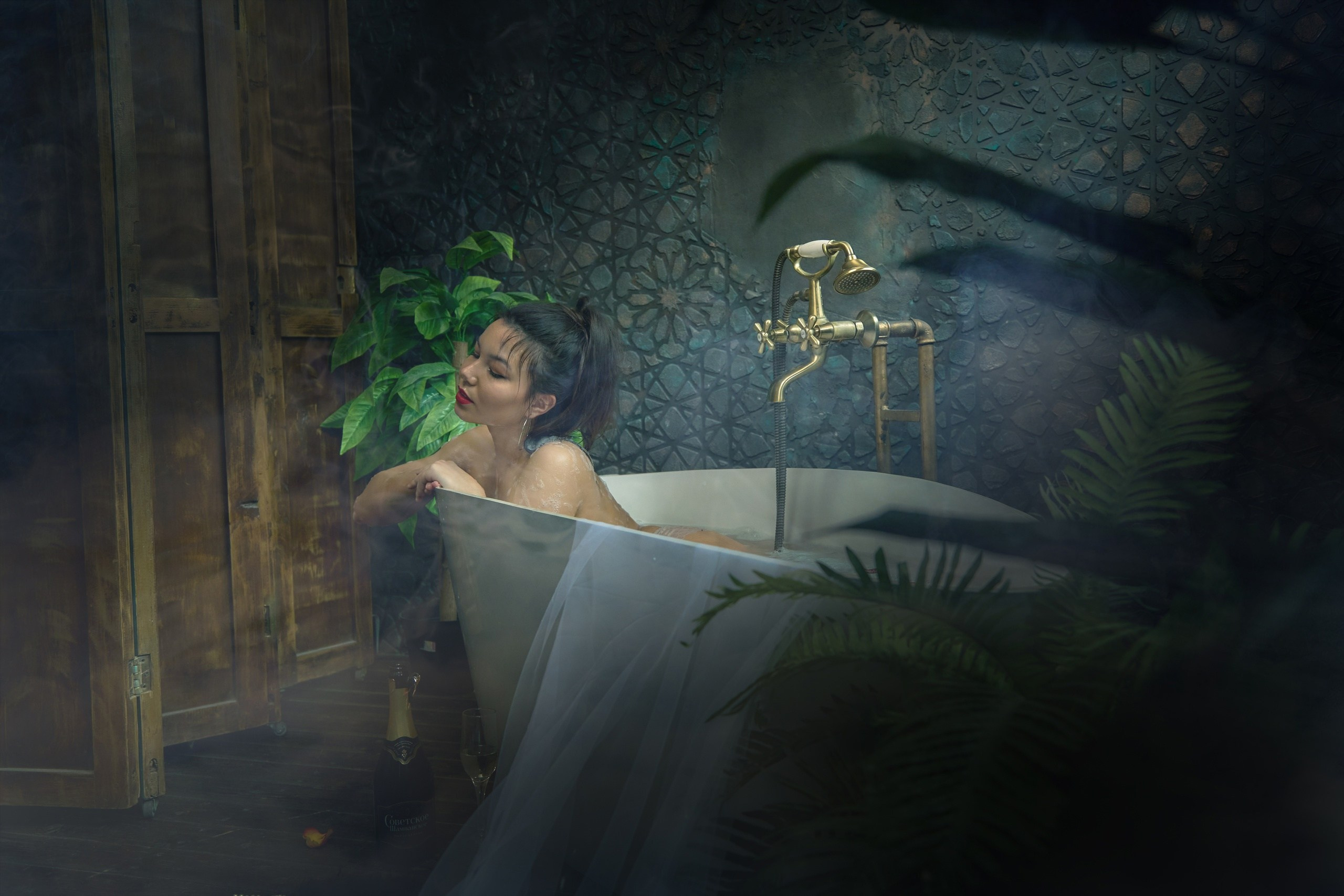 Фотосессия в ванной. Владимир Суздалов (ProMaXe) — Портретный фотограф, тематические фотосессии в Чебоксарах