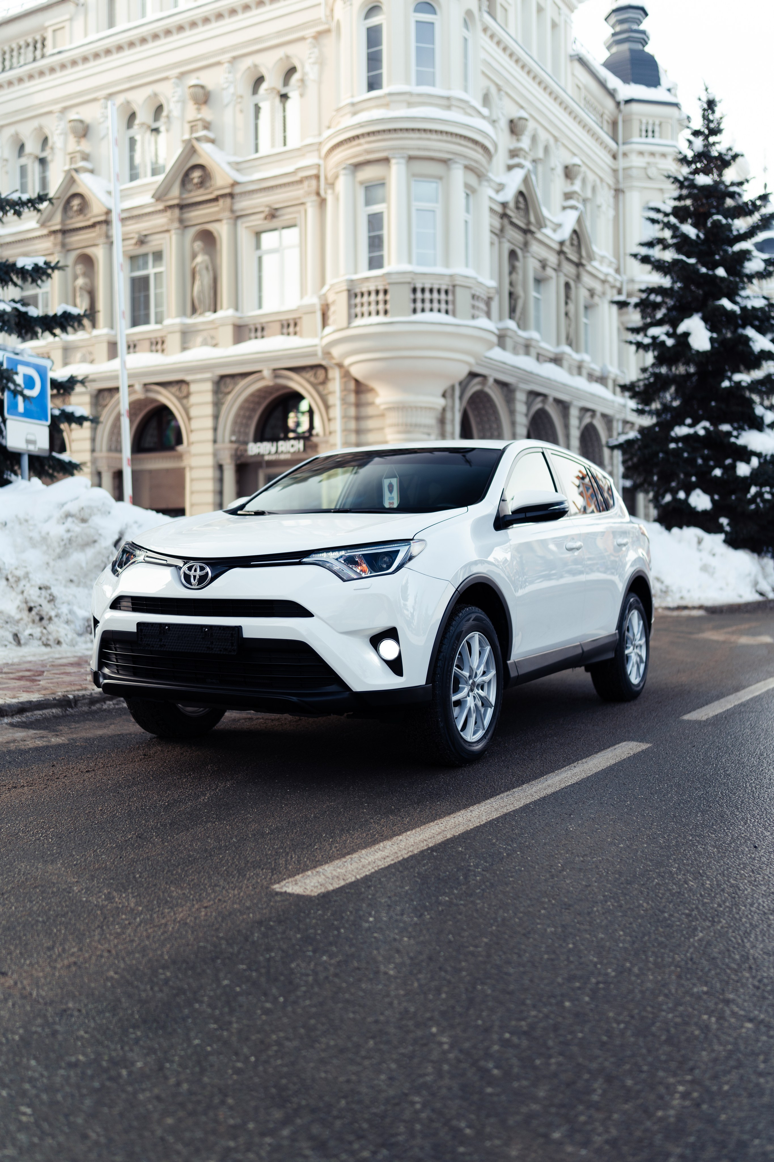 Toyota RAV4. Фотограф в СПБ Алмаз Камаев