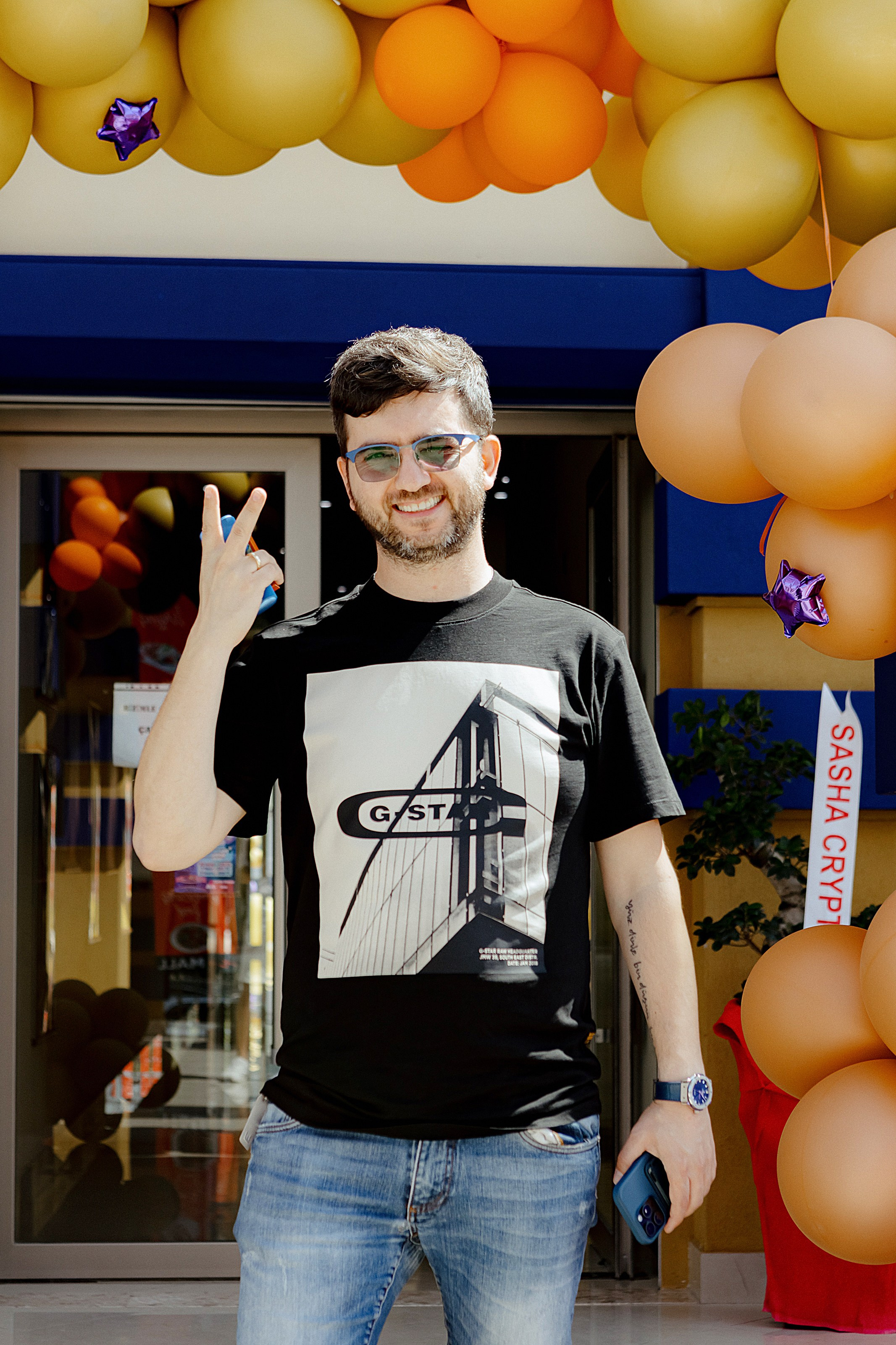 Orlando Starlux. Photographer in Batumi, Georgia Pavel Sharnikov