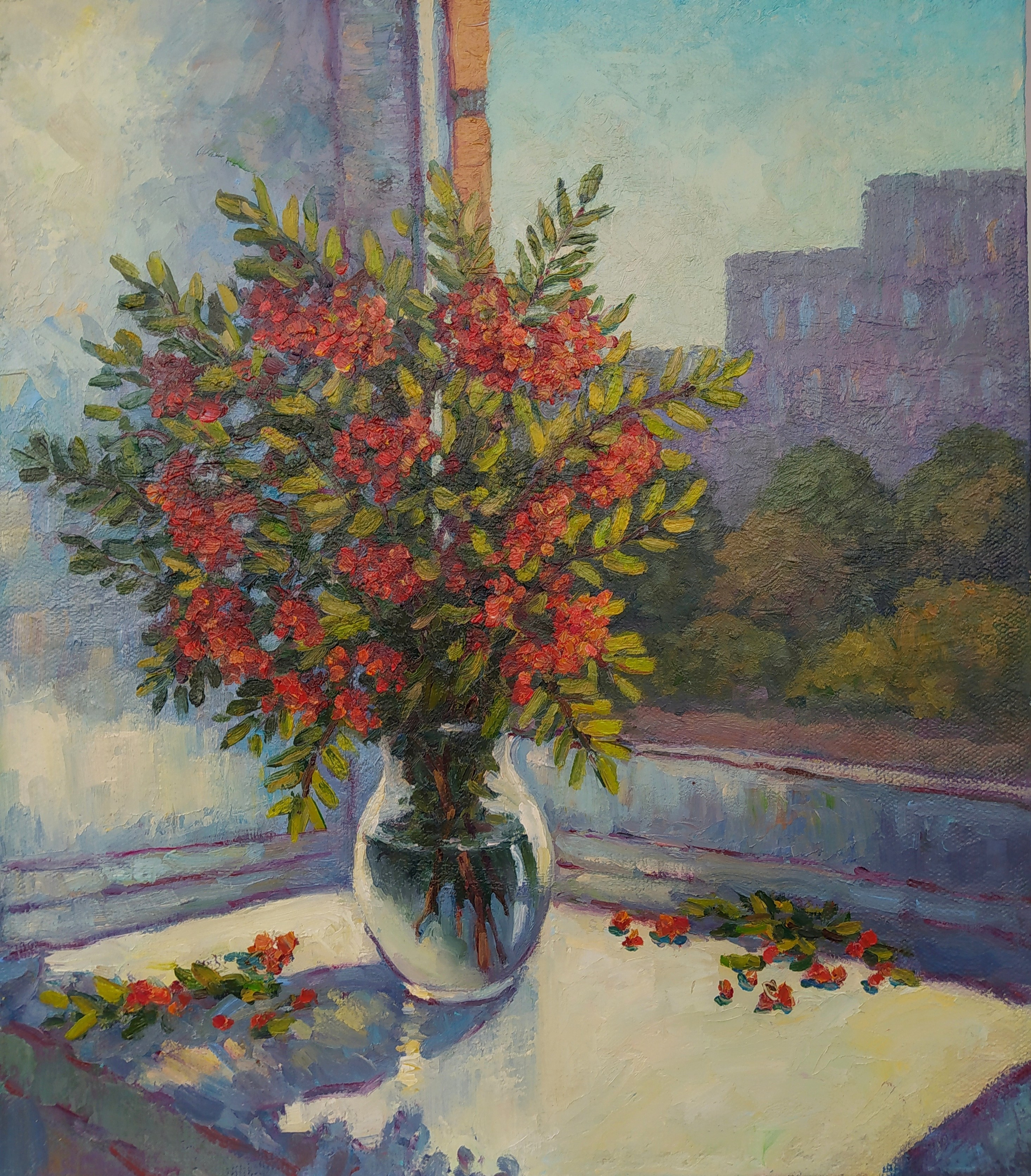 Картина с рябиновым букетом на окне натюрморт