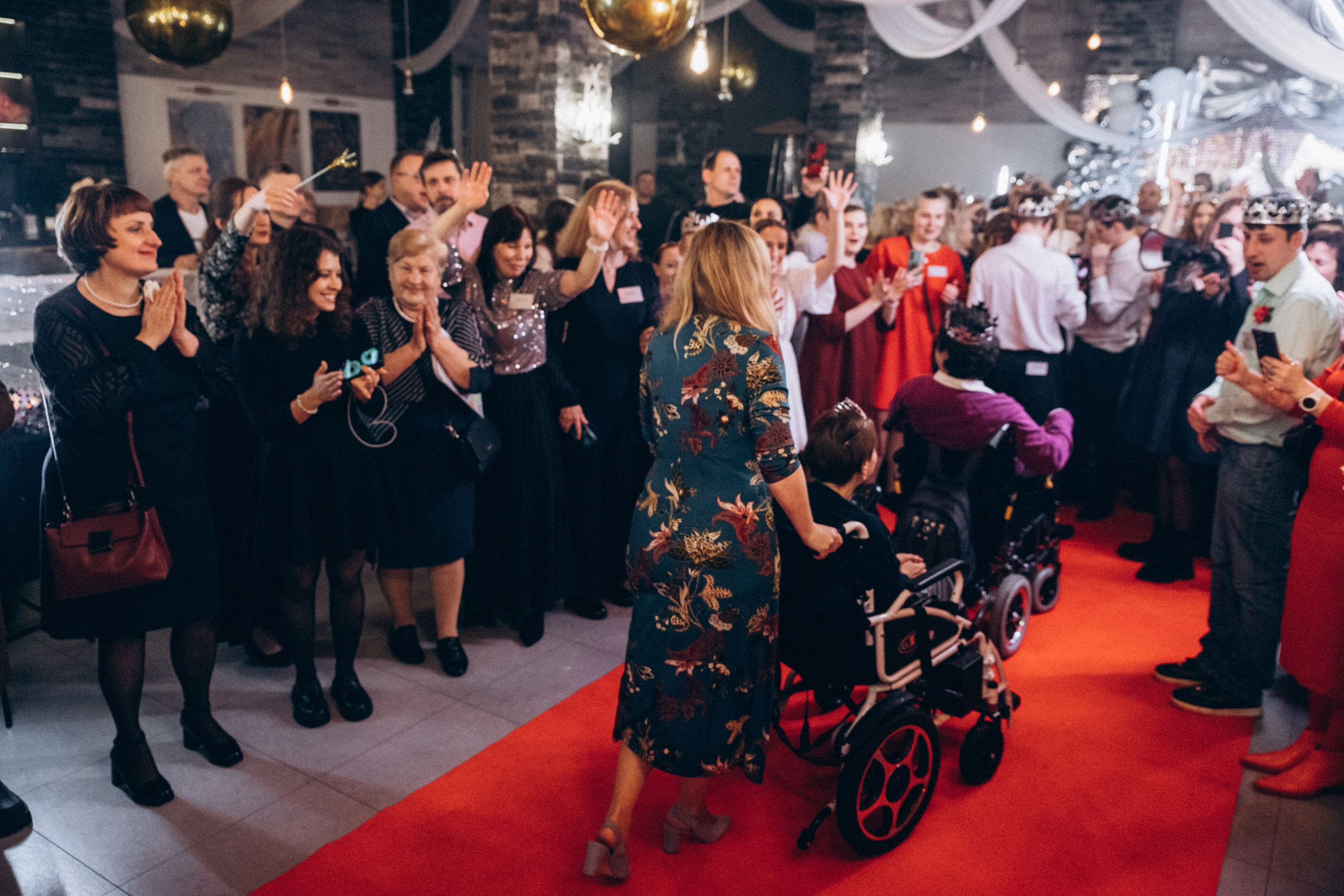 Night to Shine 2025. Репортажный и детский фотограф в Минске