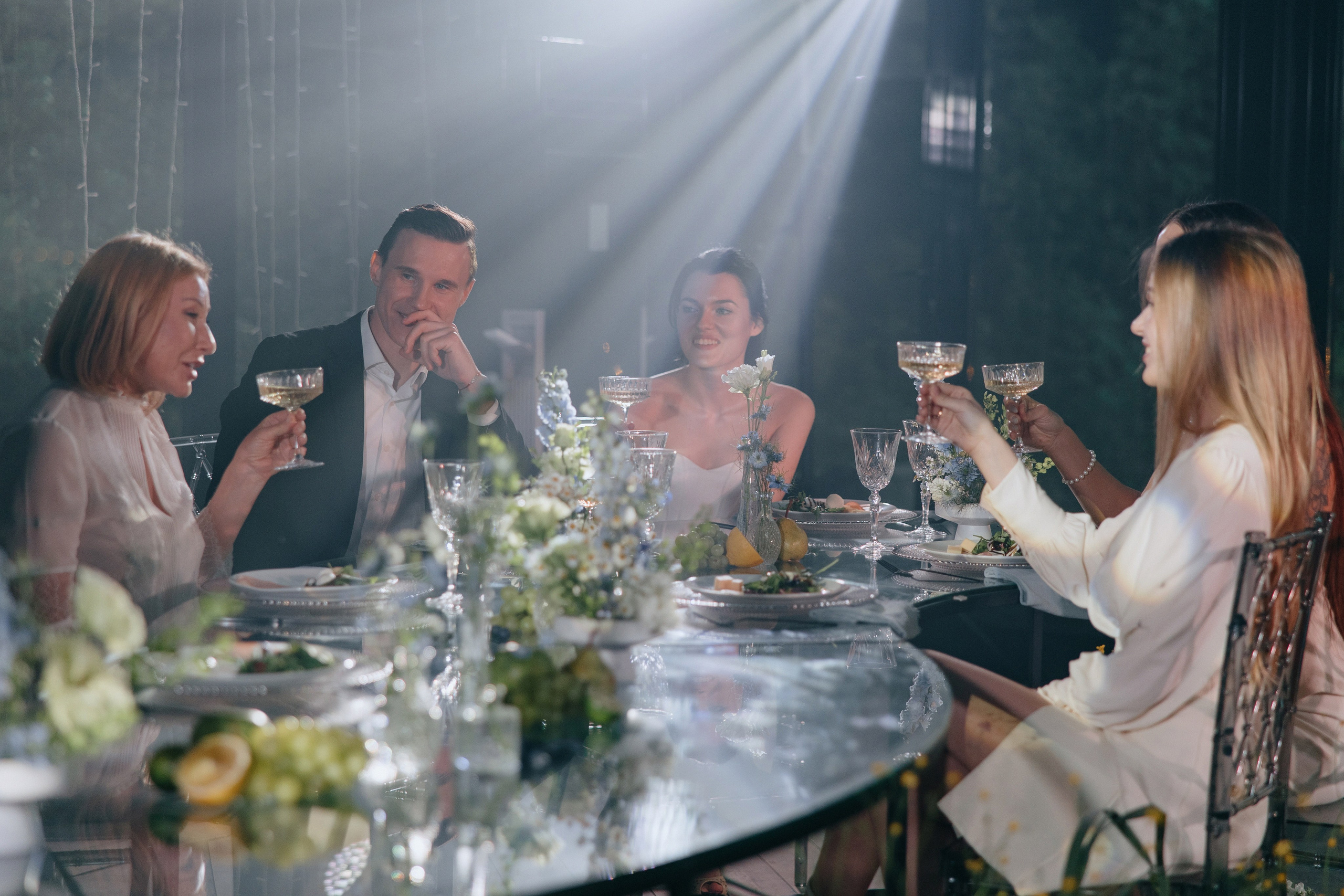 Загородная камерная свадьба Дмитрия и Екатерины. Свадебный фотограф Москва