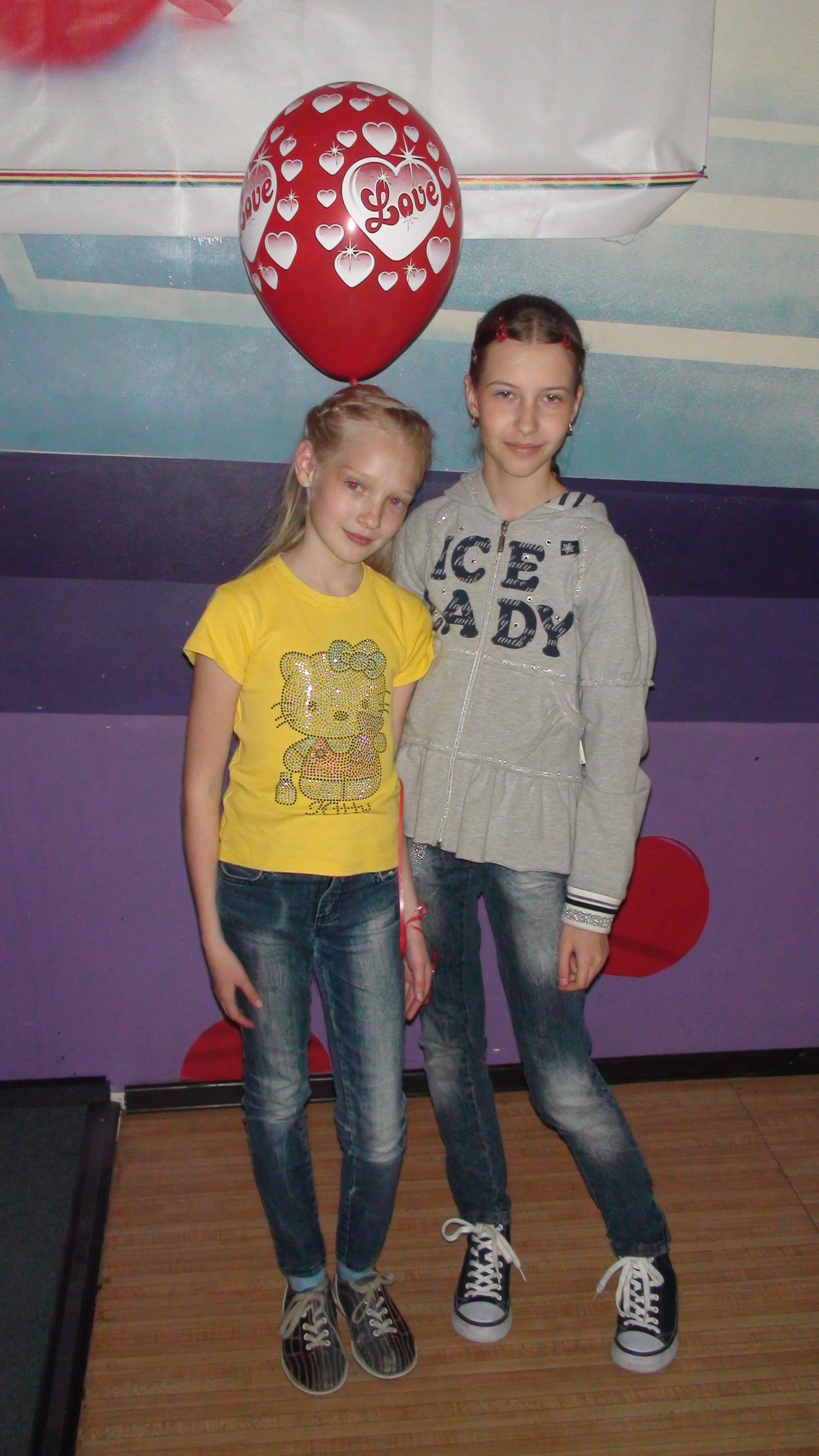 Оля ДР 12 лет Боулинг 27.05.2012. Семейный, Свадебный фотограф СПБ Питер— Романова Екатерина