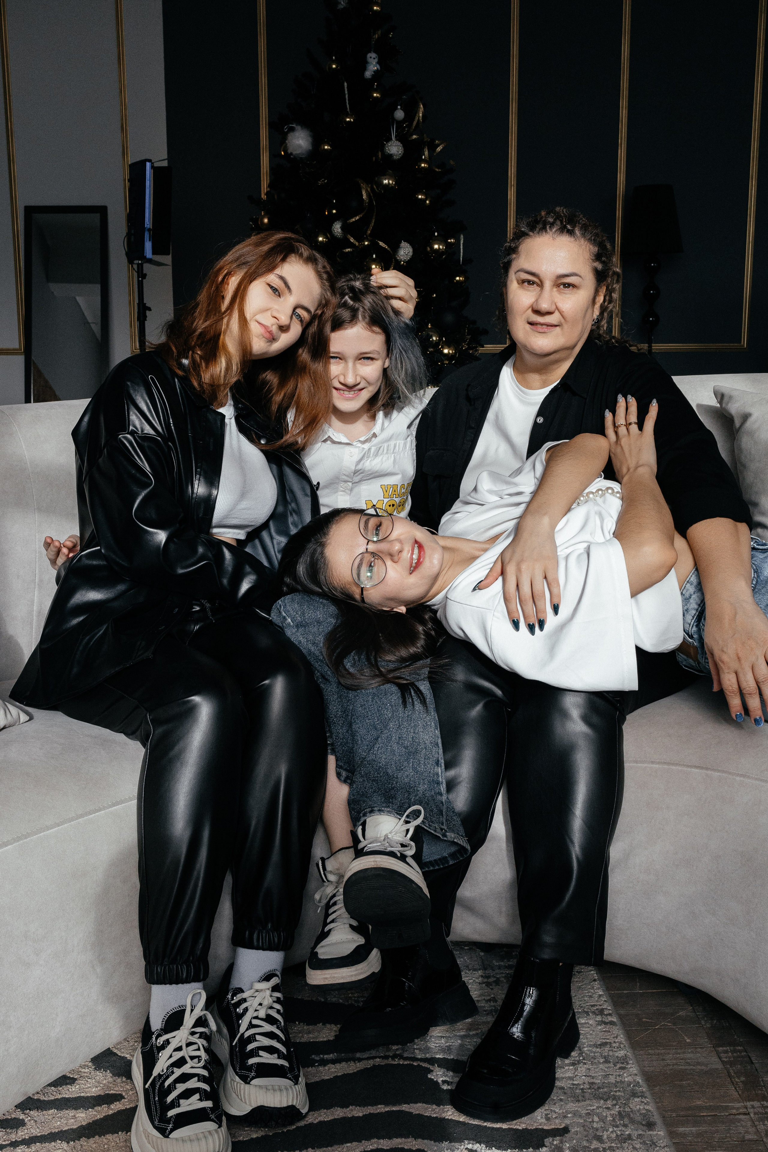 Семейная в студии. Фотограф в Краснодаре Лагунов Владимир