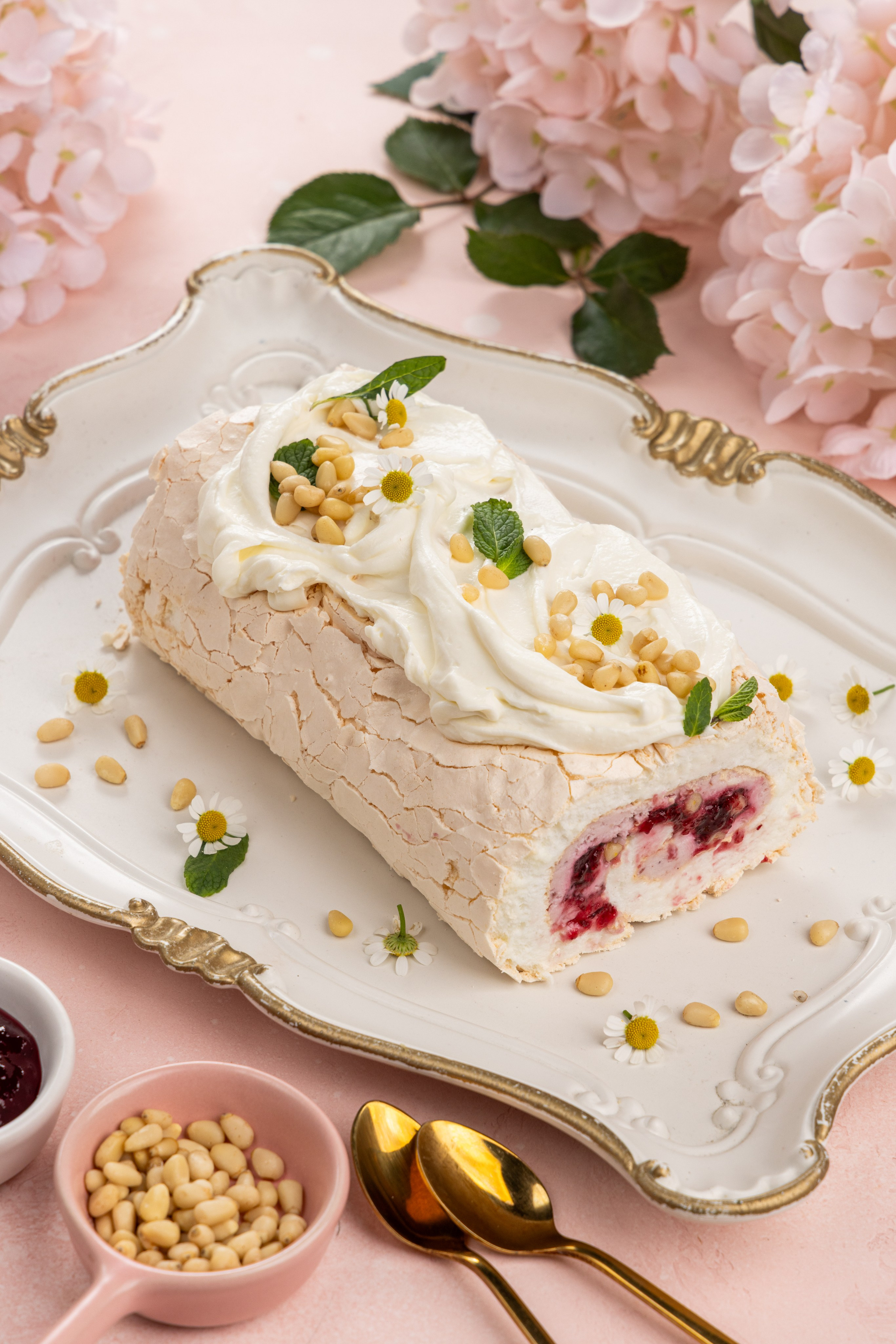 Cake Pro School. Фудфотограф, фудстилист и сет дизайнер в Москве Алена Синицына
