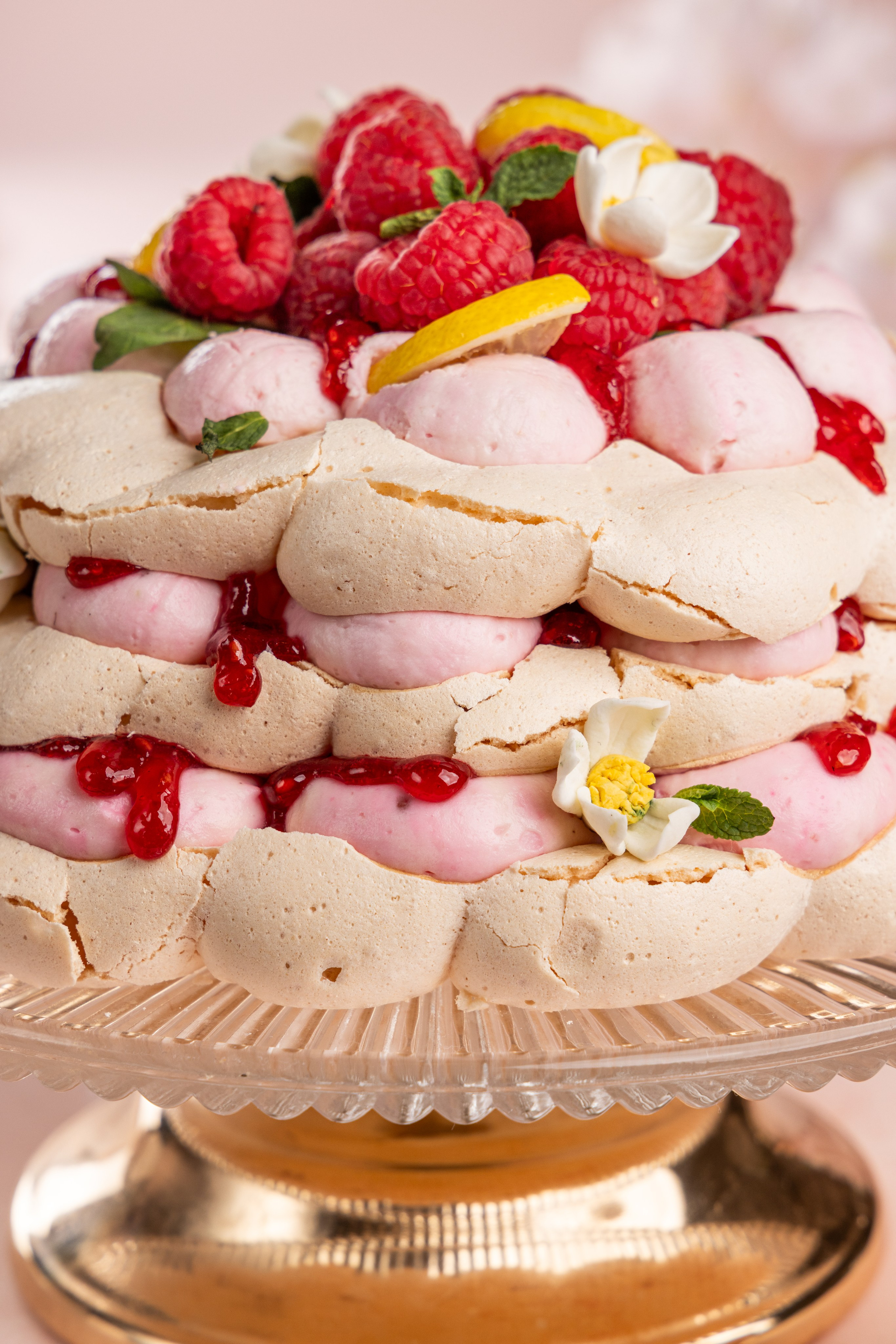Cake Pro School. Фудфотограф, фудстилист и сет дизайнер в Москве Алена Синицына