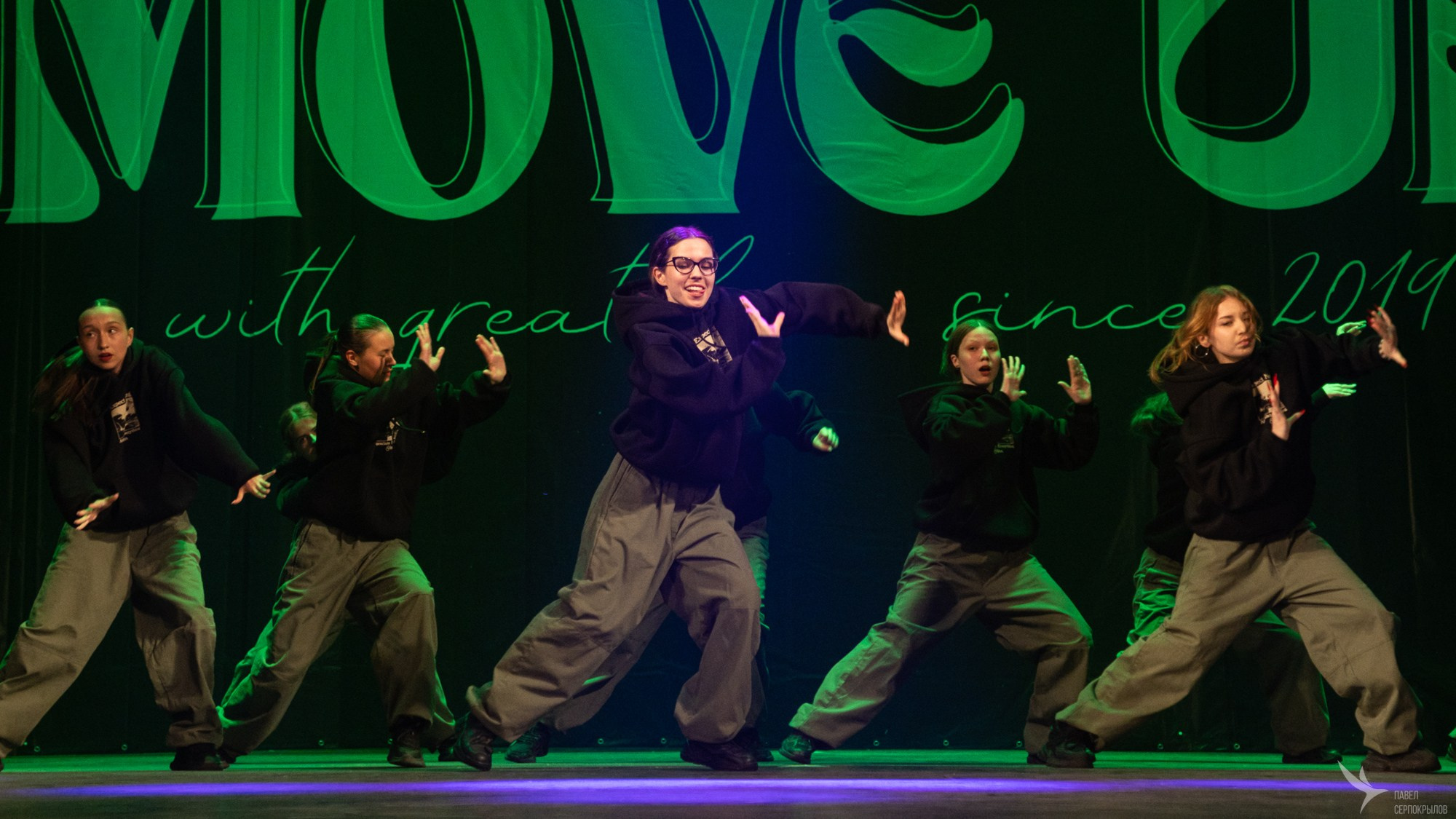 Отчётный концерт танцевальной студии «MOVE UP. Репортажный фотограф в Казани Павел Серпокрылов