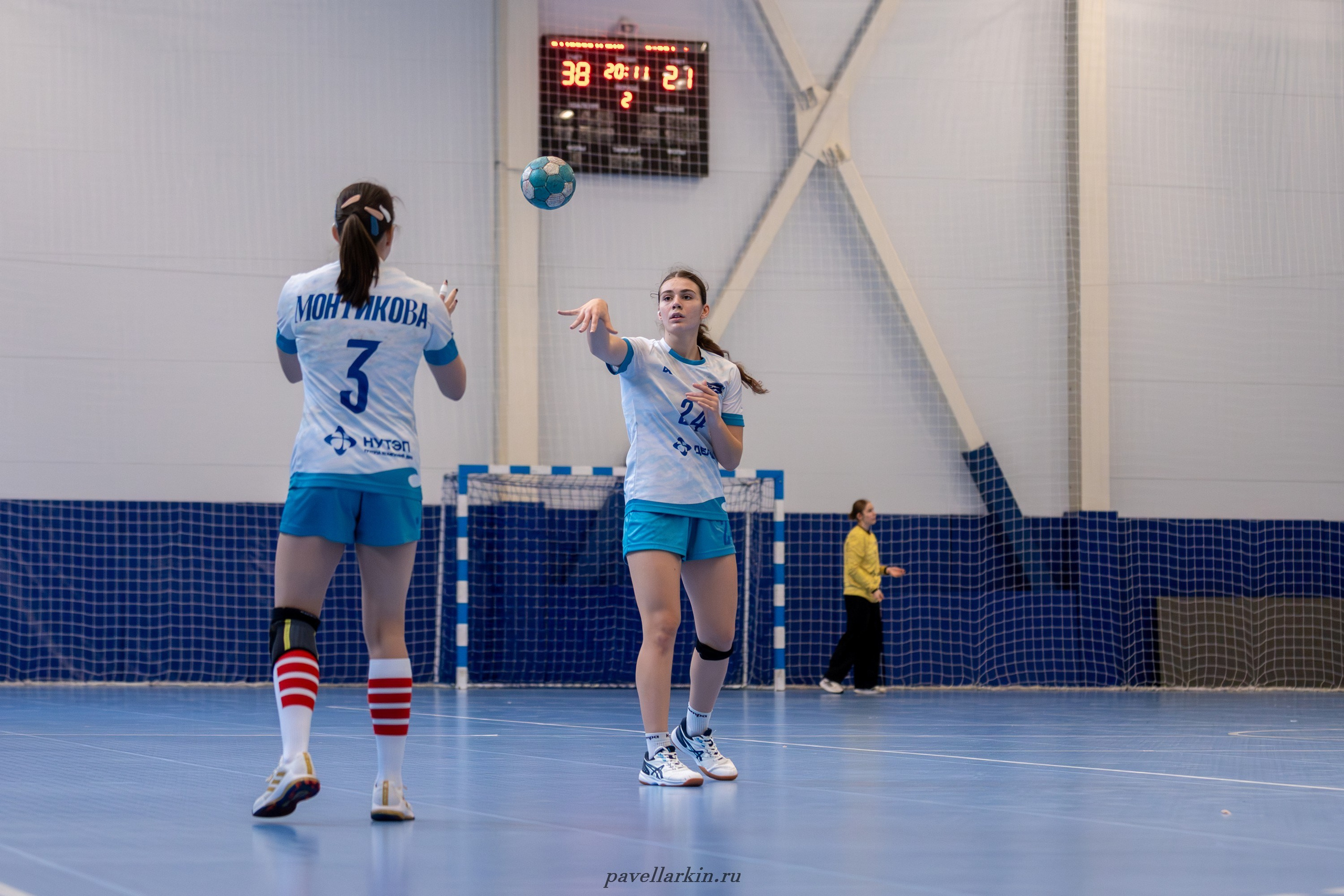 Гандбол. Черноморочка-2 — Университет-2. Спортивный фотограф, фотожурналист Павел Ларькин