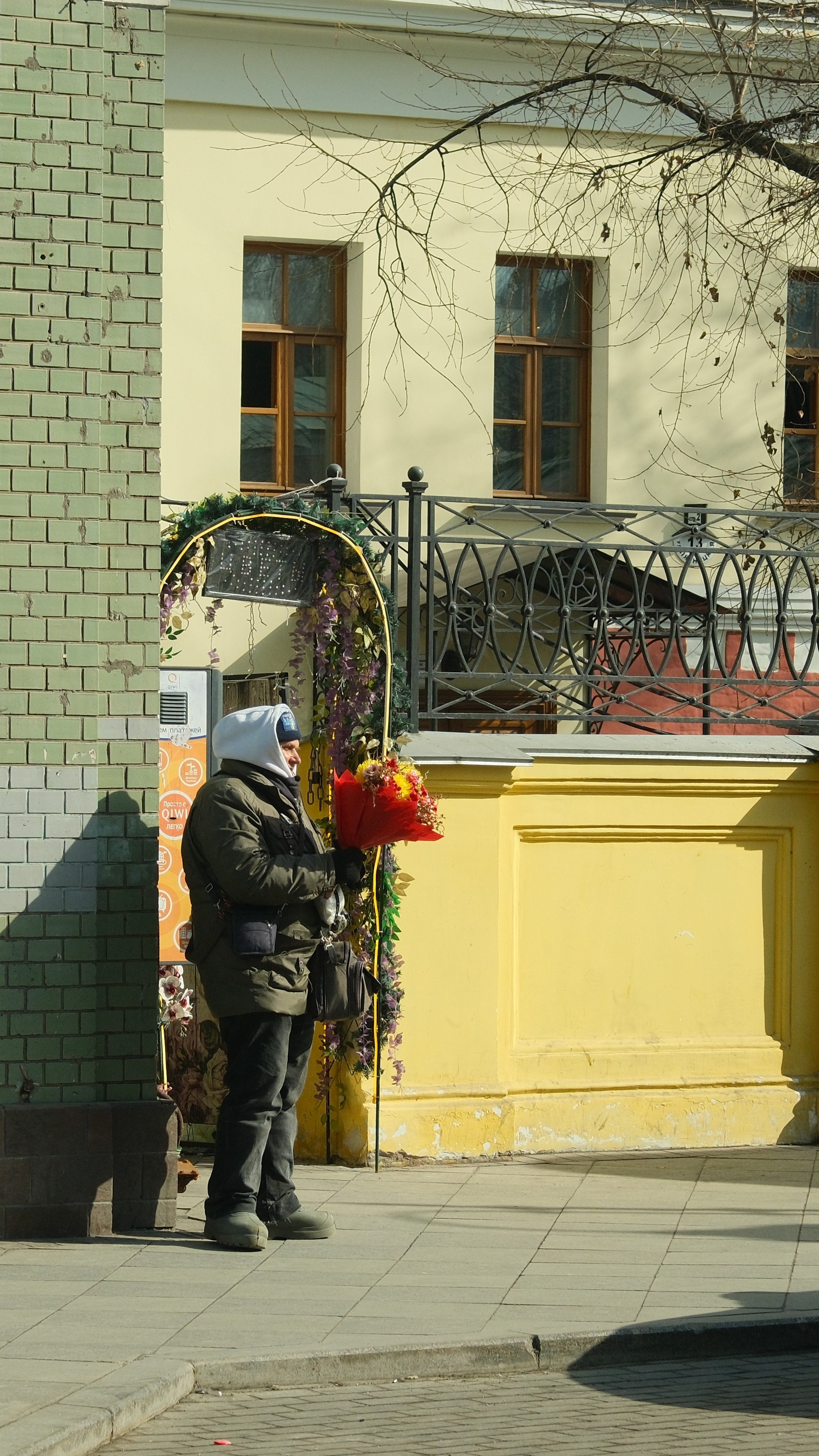 Улица, люди, жизнь…